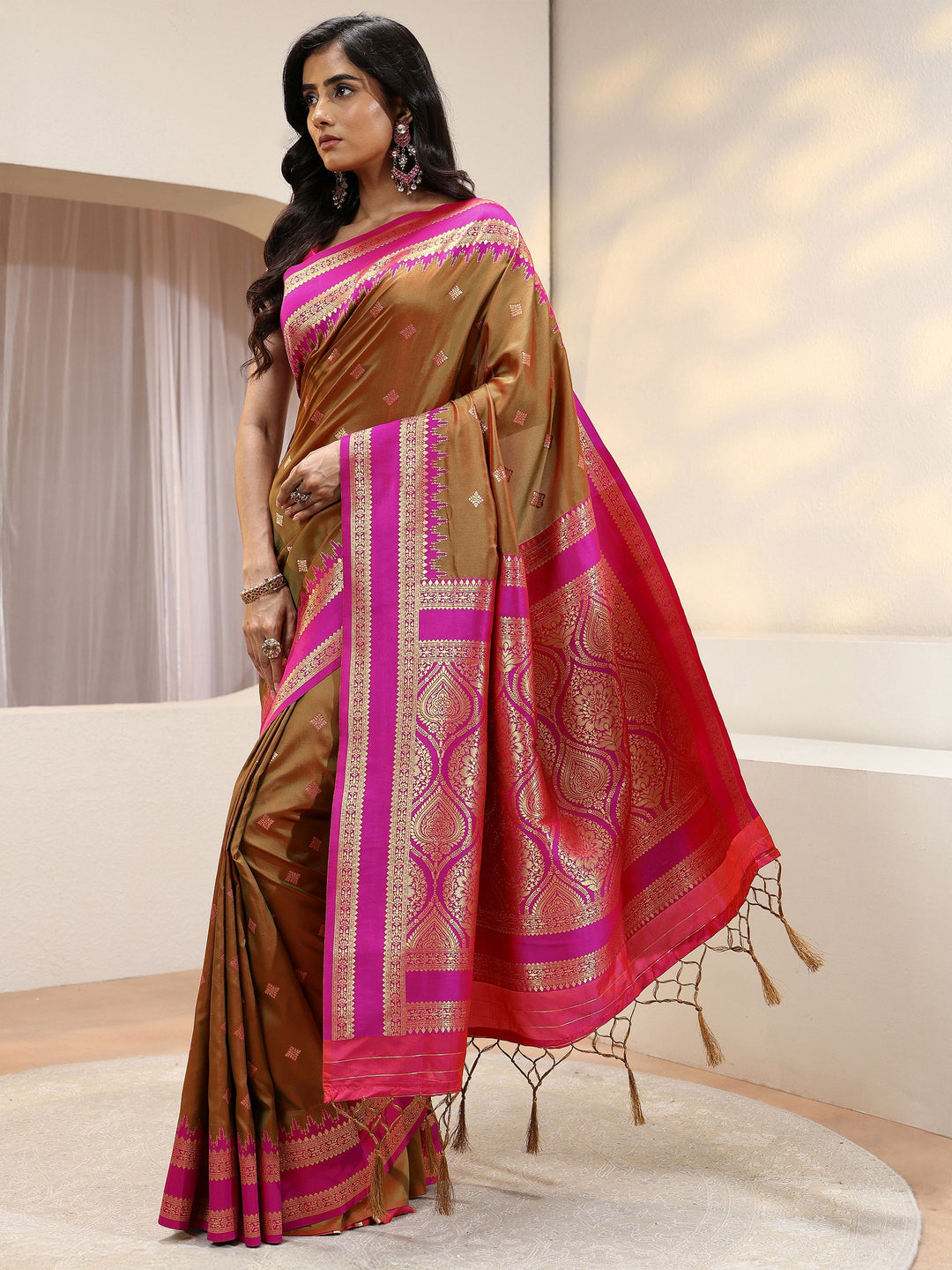  Henna Green Silk Blend Kanjeevaram Saree 