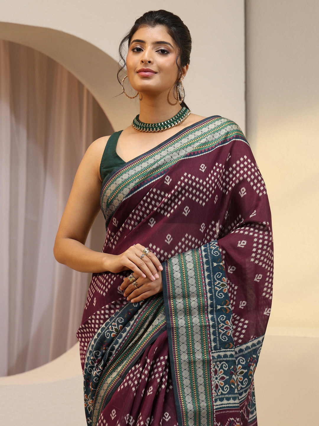  Maroon Ethnic Print Silk Blend Bomkai Saree 