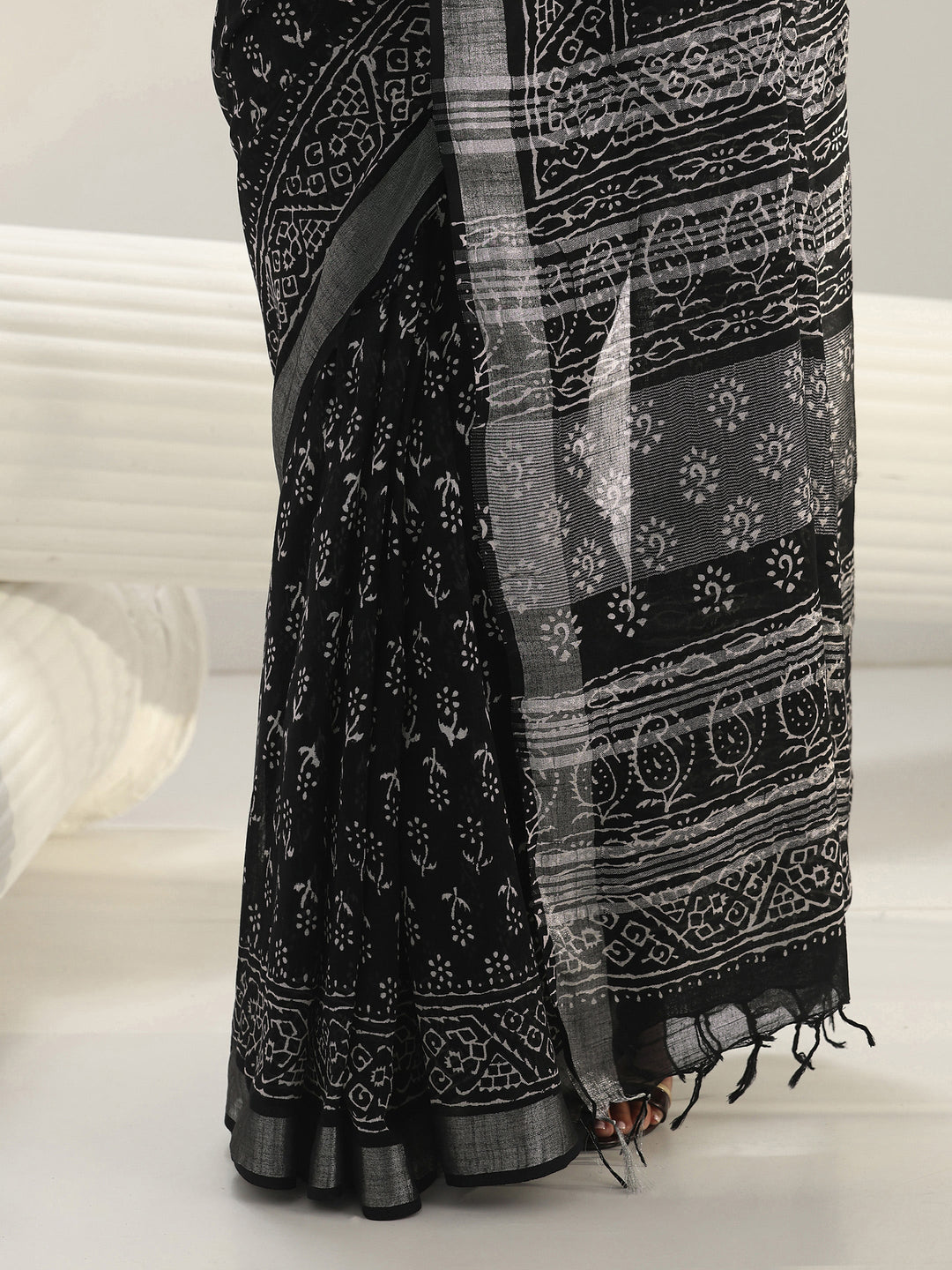  Black Floral Printed Cotton Saree 