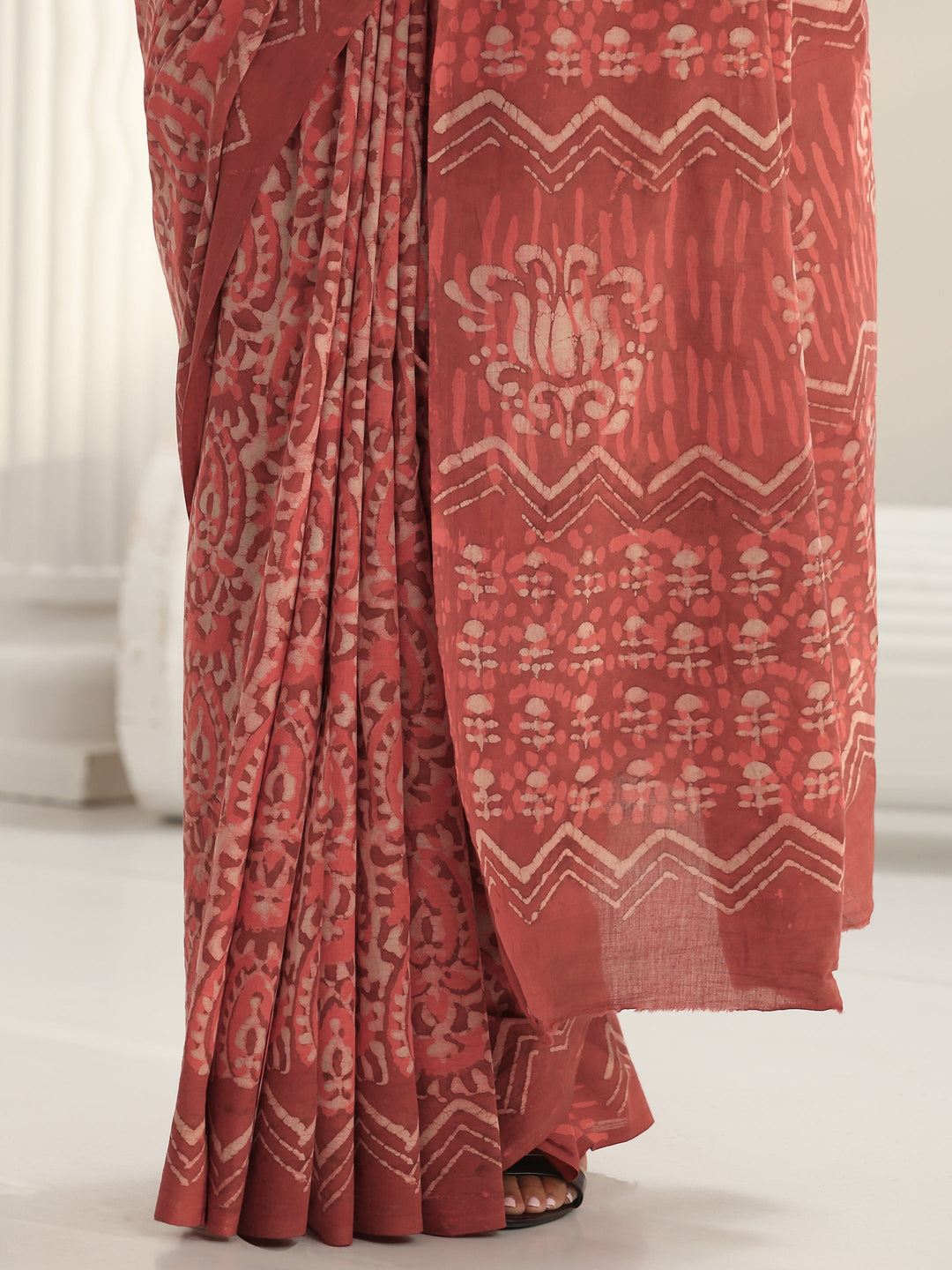  Pink Batik Print Cotton Saree 