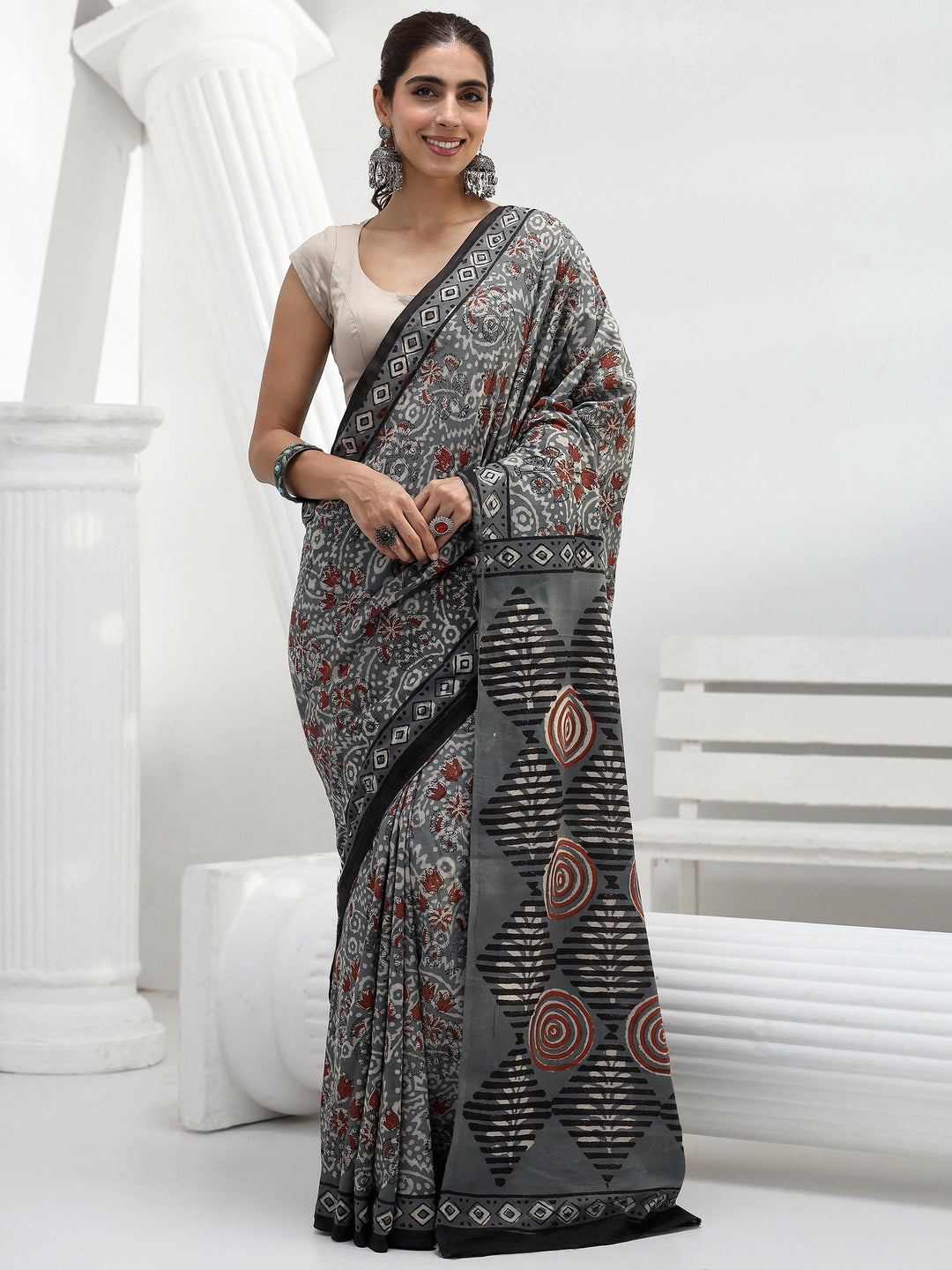  Grey Floral Printed Cotton Saree 