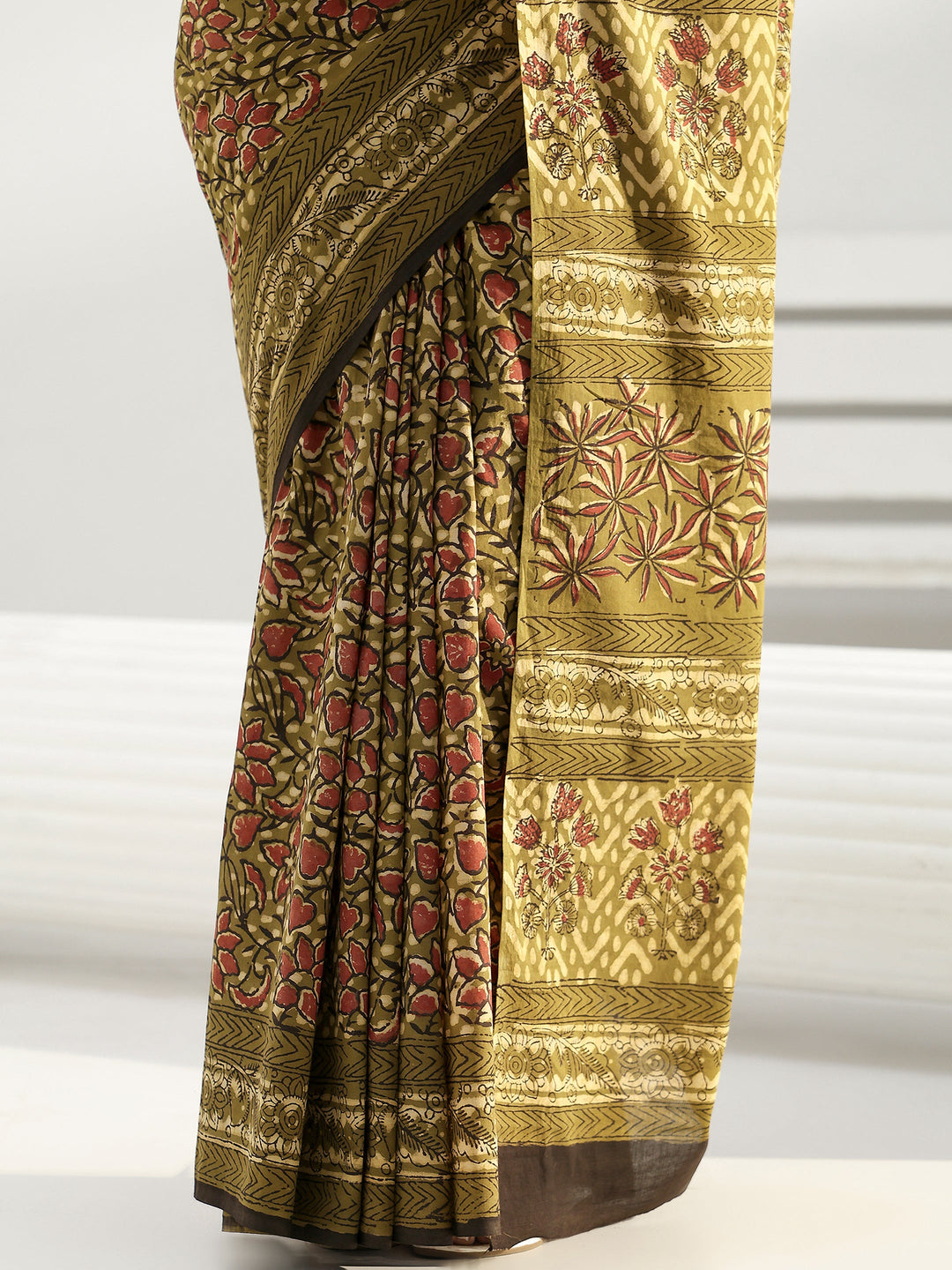  Green Floral Printed Cotton saree 