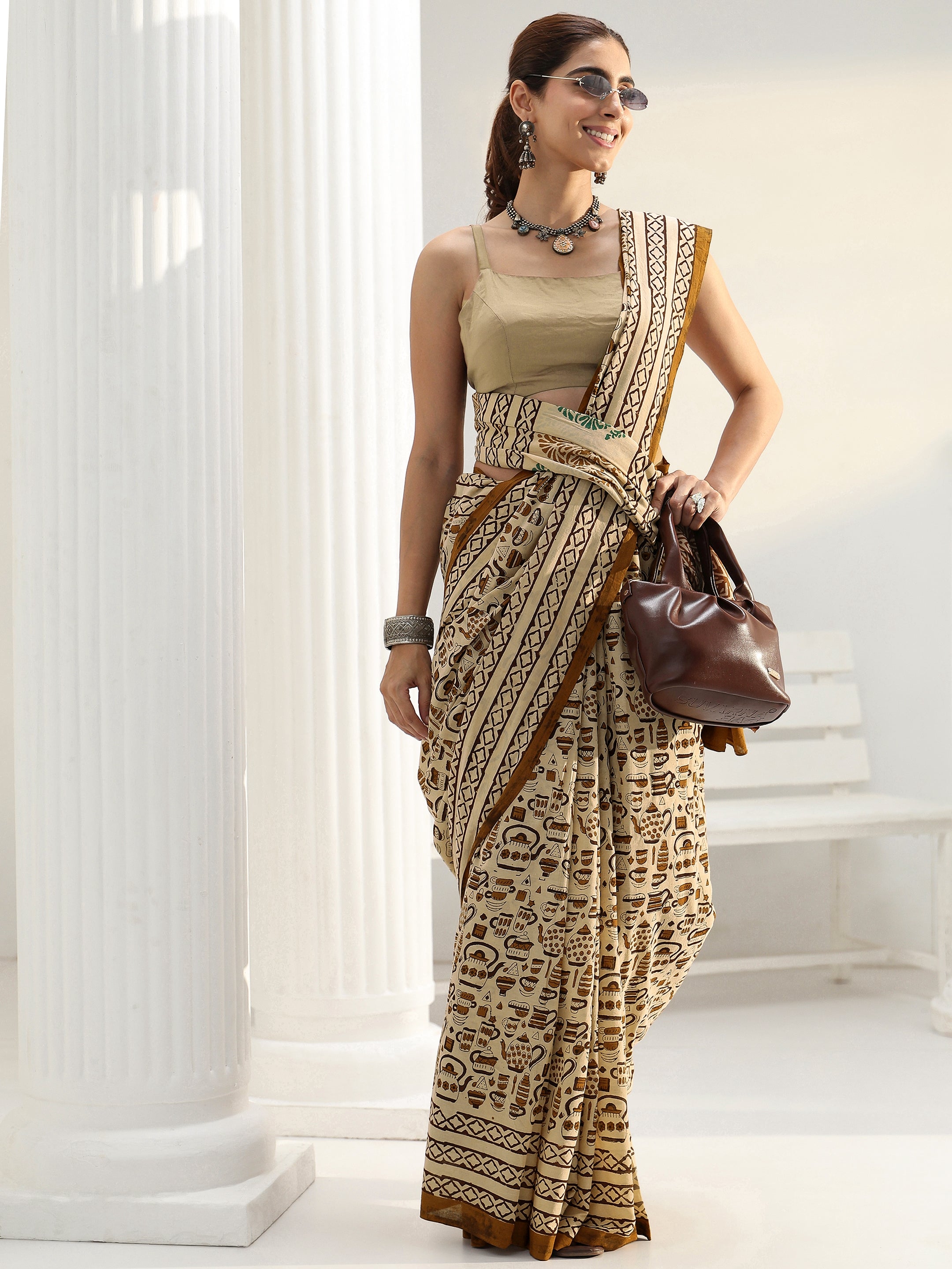 libas Beige Quirky Printed Cotton Saree-picture-20