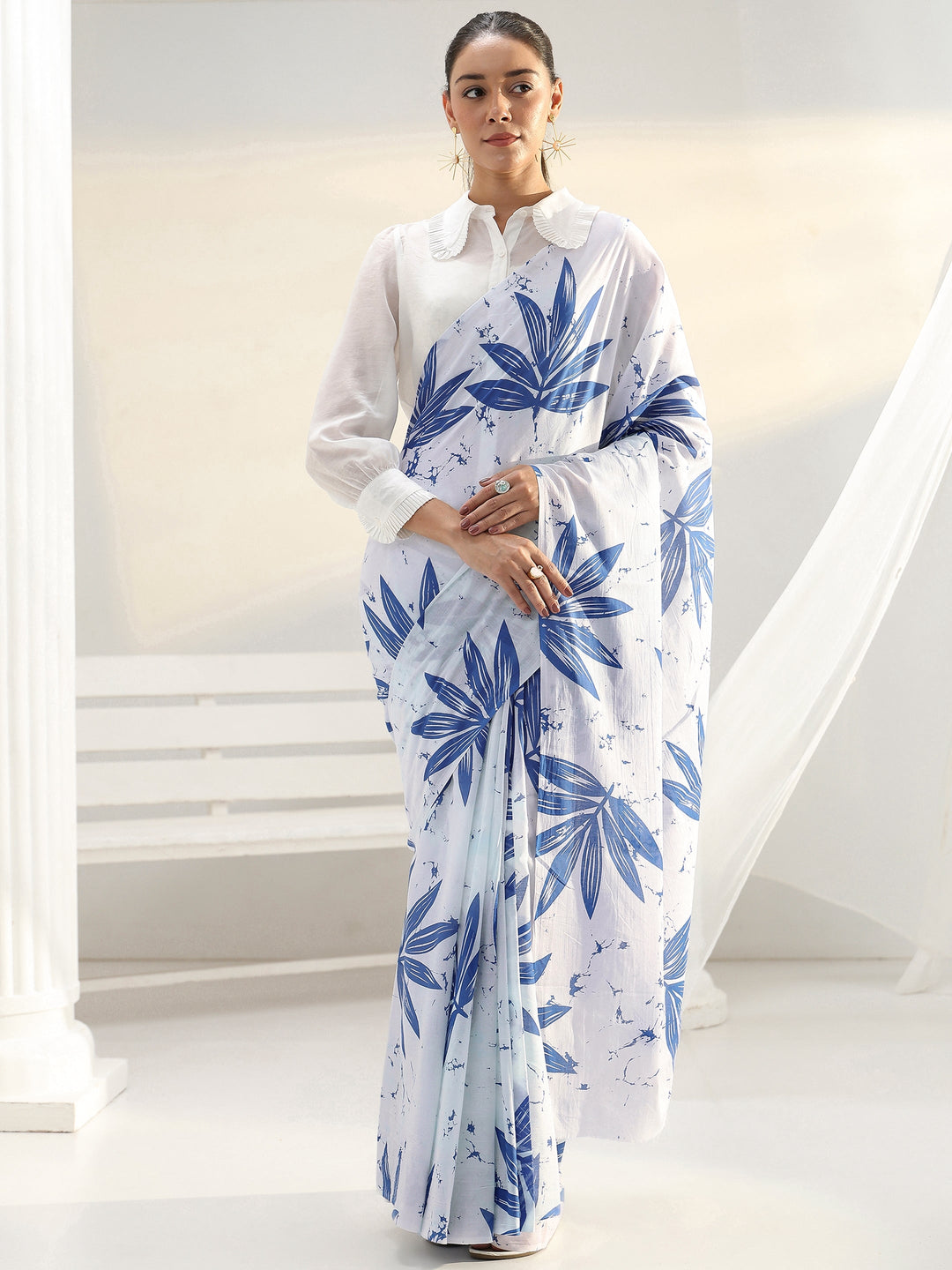 White Floral Printed Cotton saree 
