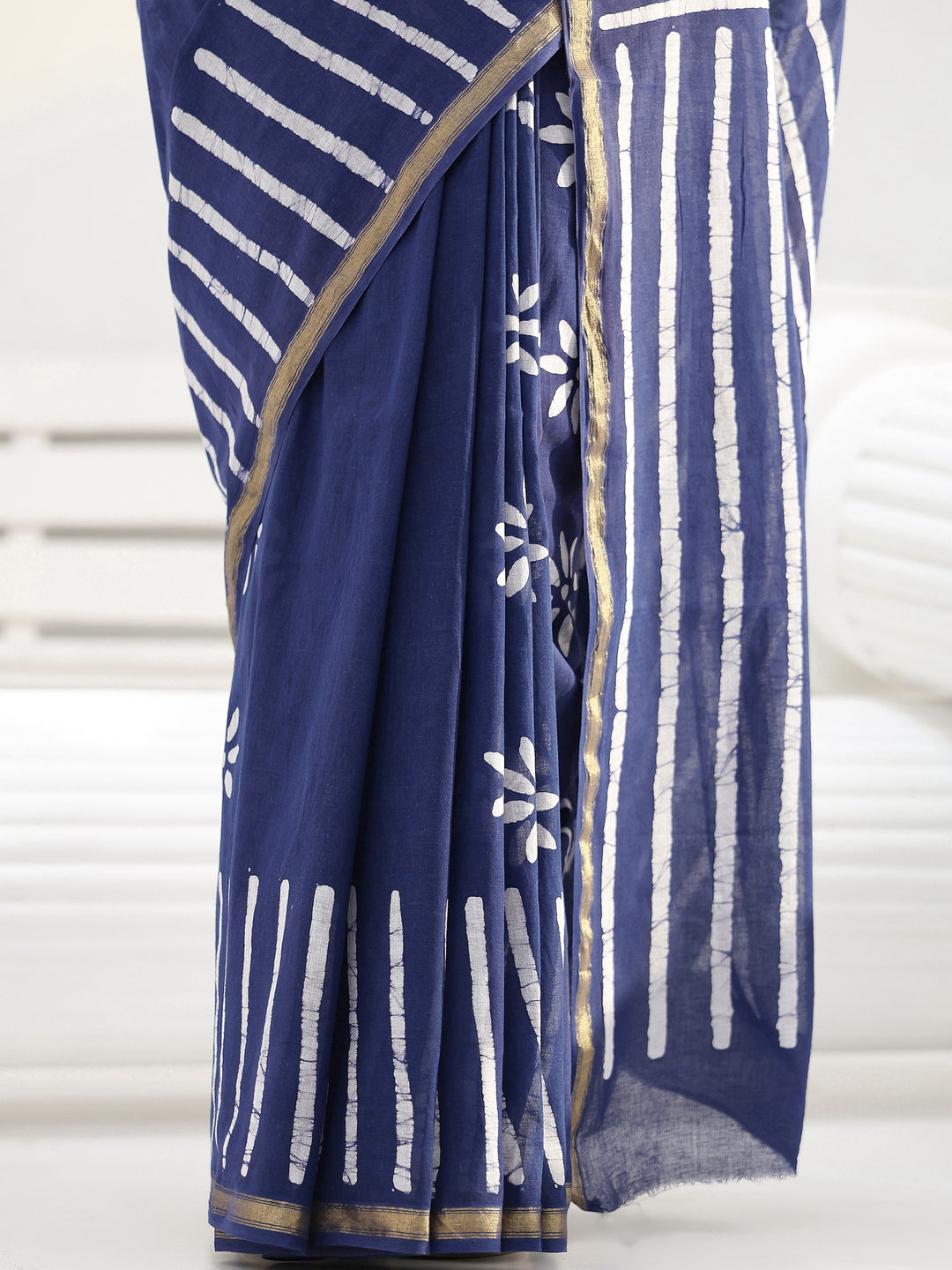  Blue Floral Printed Cotton Saree 