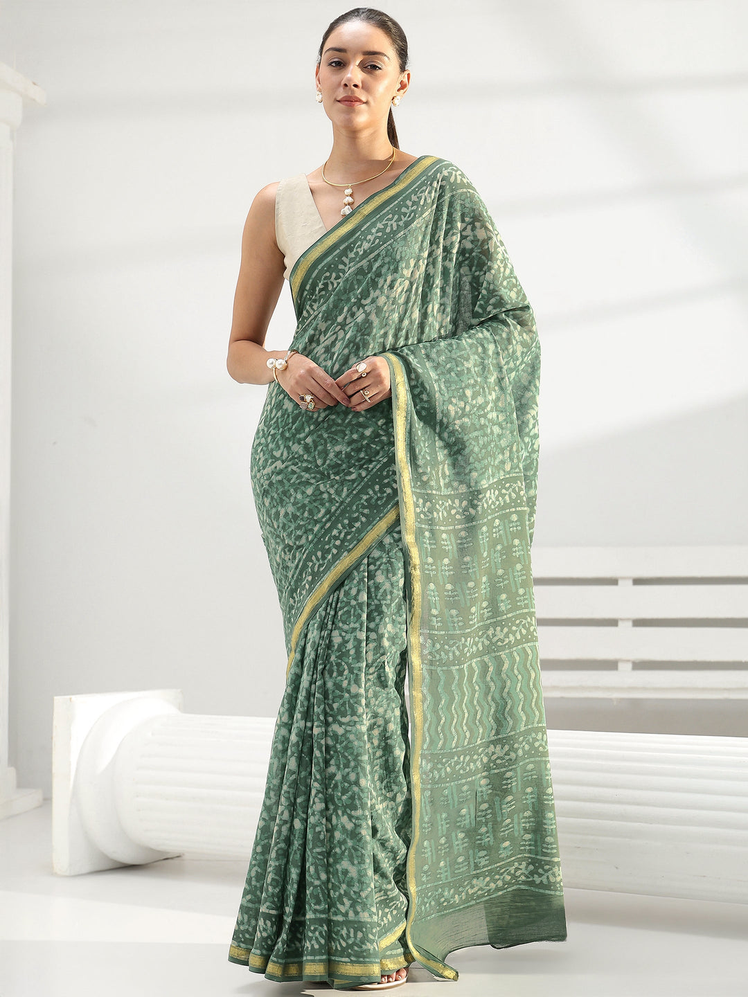  Green Abstract Printed Cotton saree 