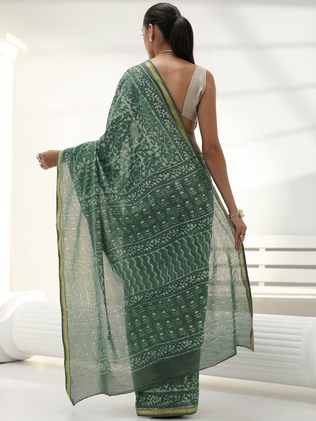  Green Abstract Printed Cotton saree 
