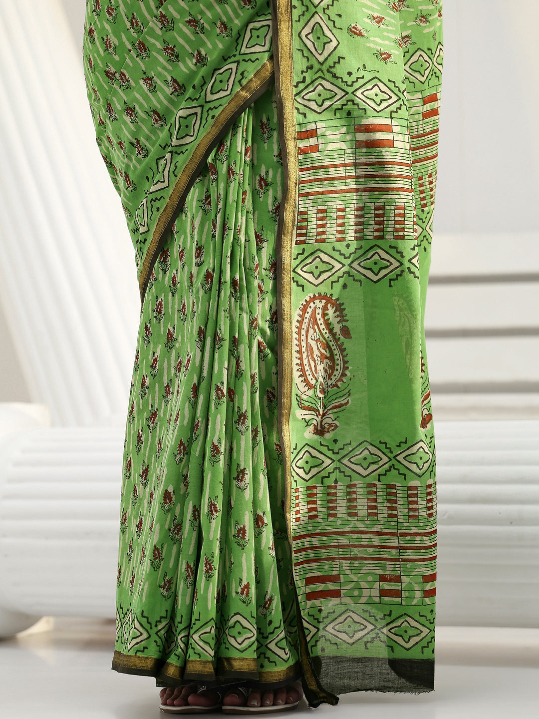  Green Floral Printed Cotton saree 