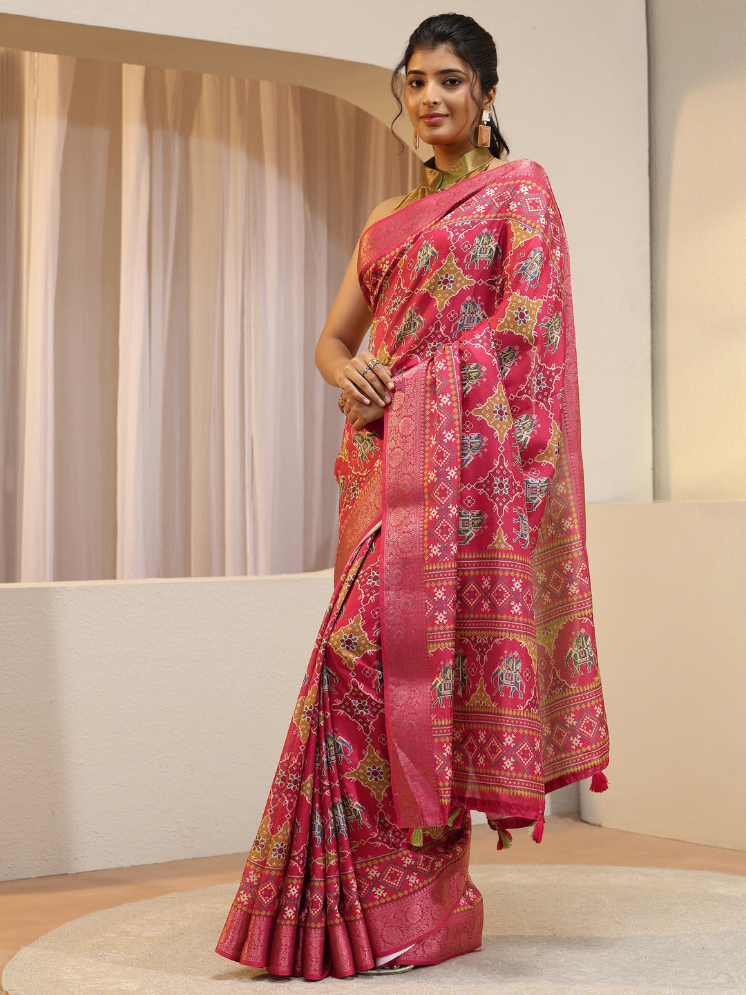  Pink Royal Elephant Print Silk Blend Patola Saree 