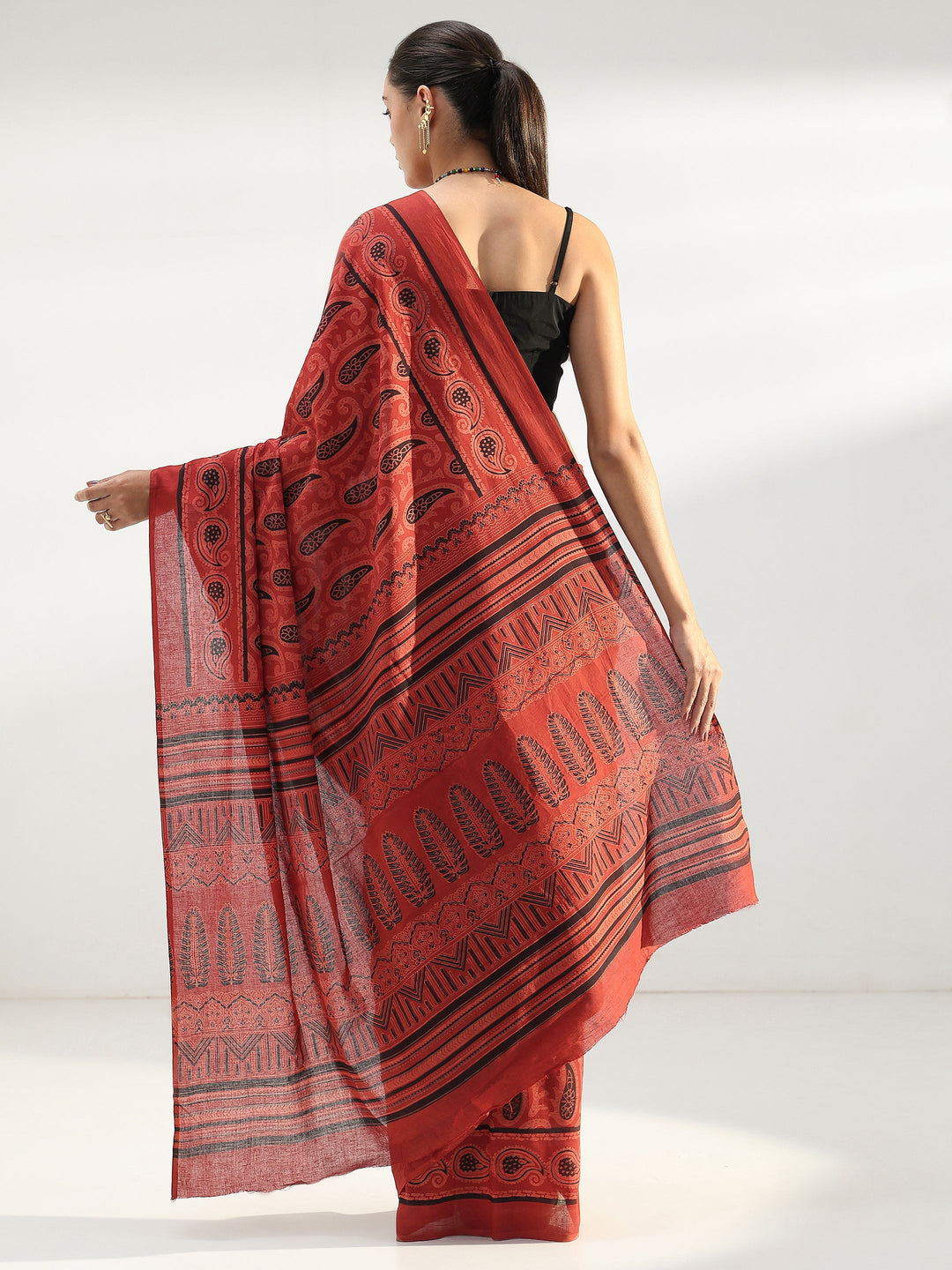  Red Paisley Printed Cotton Saree 