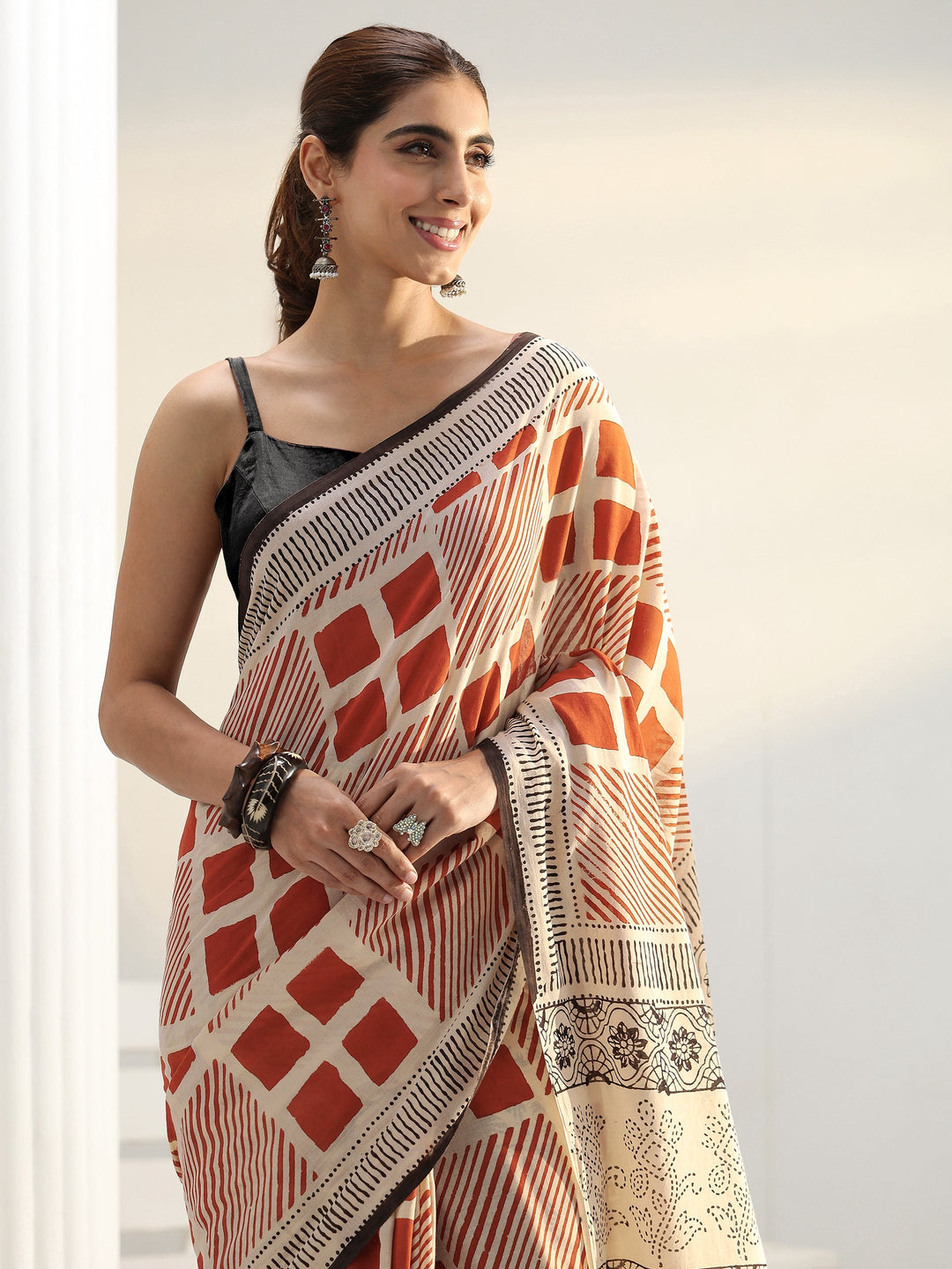  Beige Printed Cotton Saree 