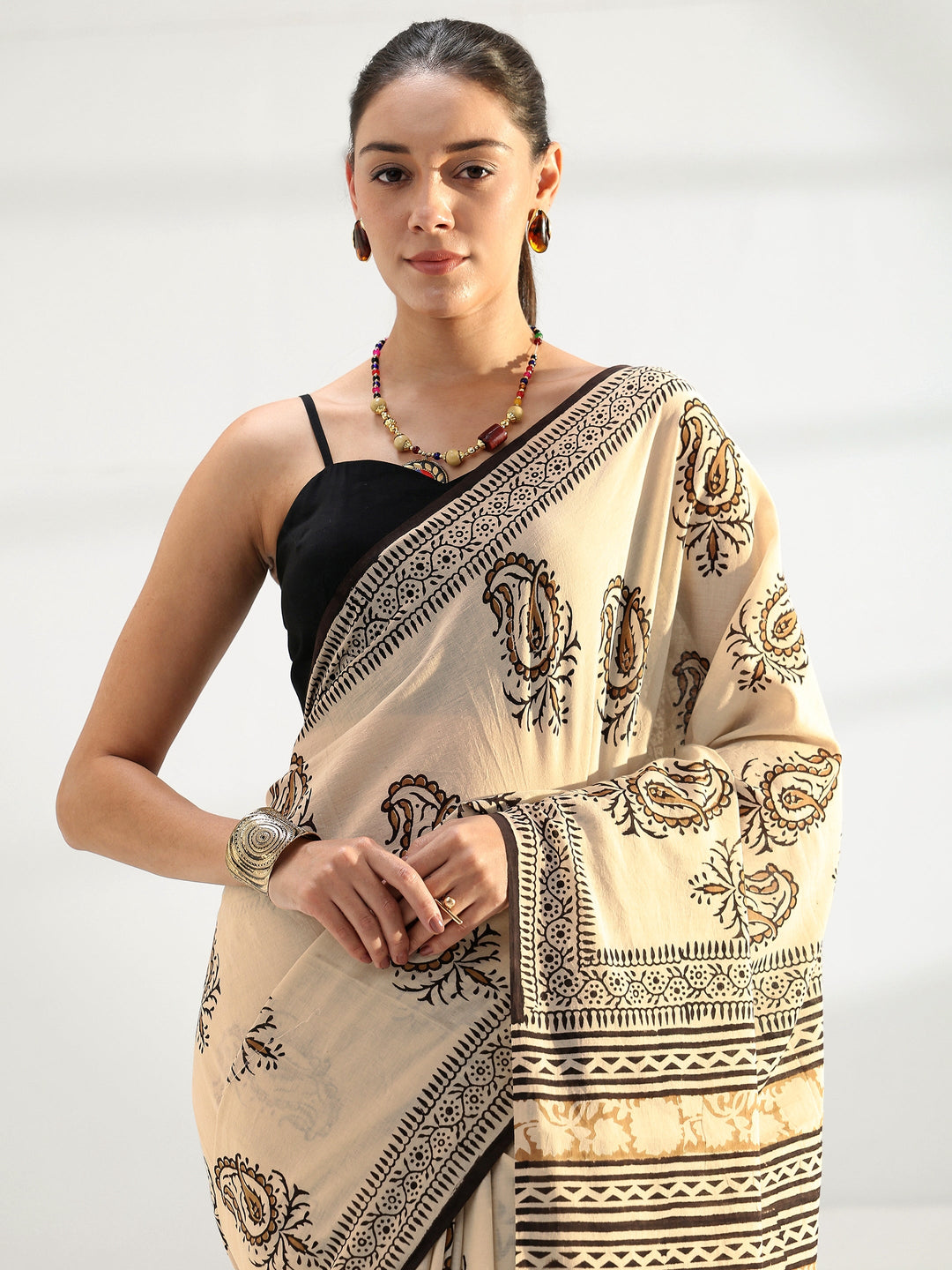  Beige Paisley Printed Cotton Saree 