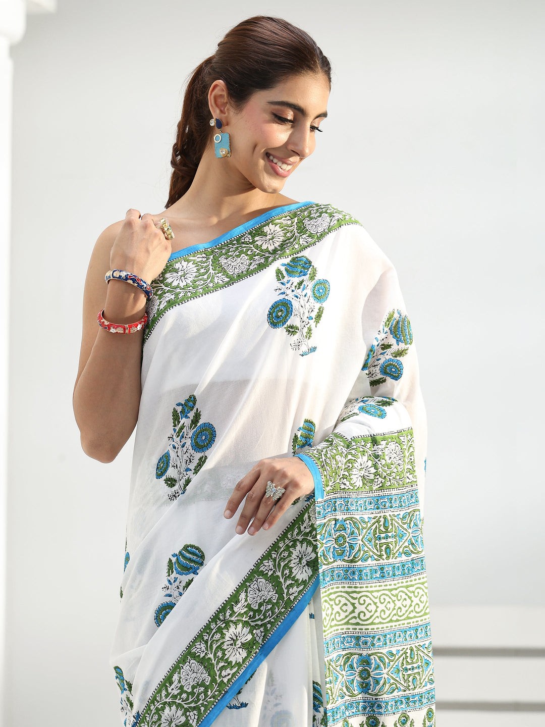  White Floral Printed Cotton saree 