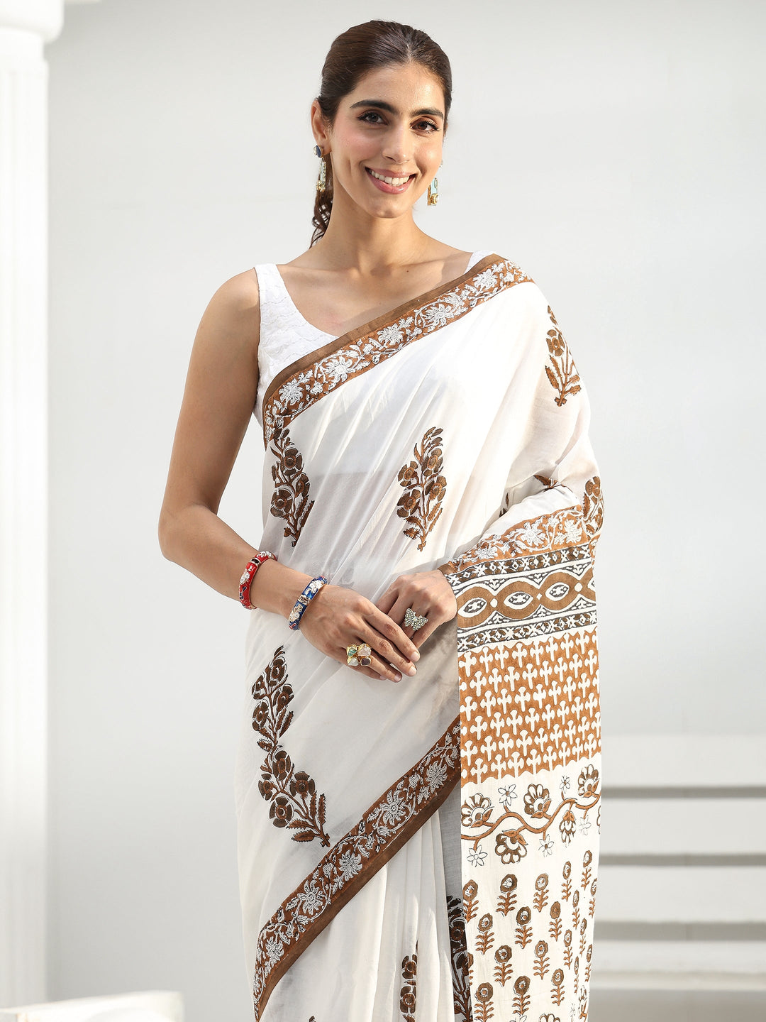  White Floral Printed Cotton saree 