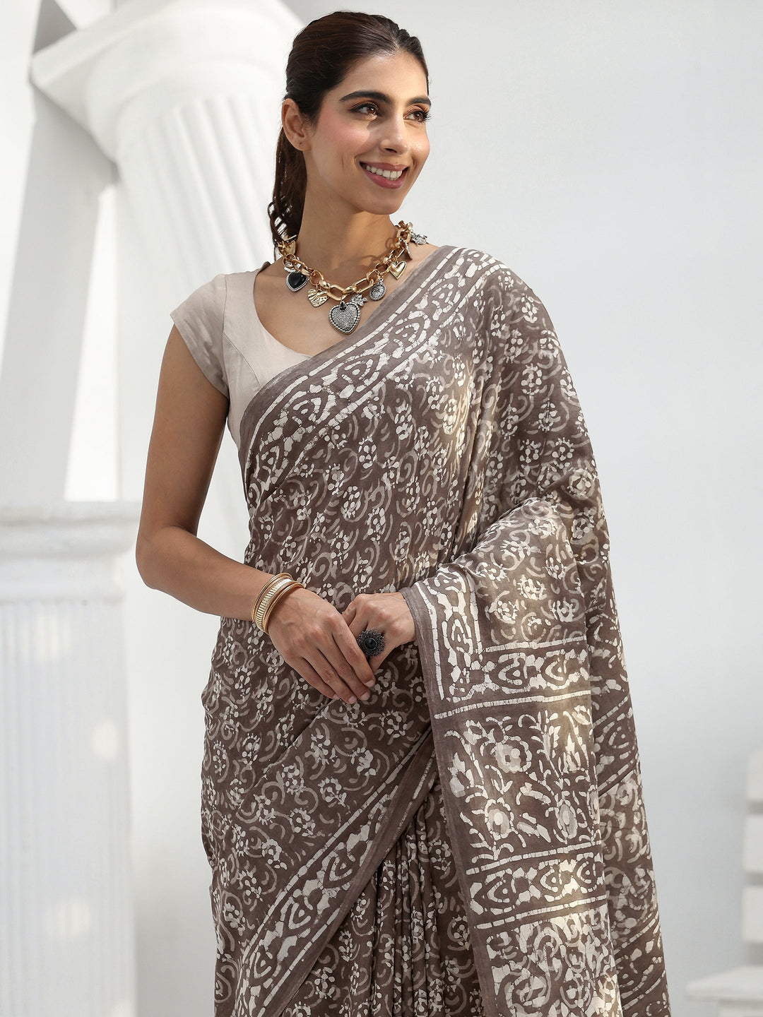  Grey Abstract Printed Cotton Saree 