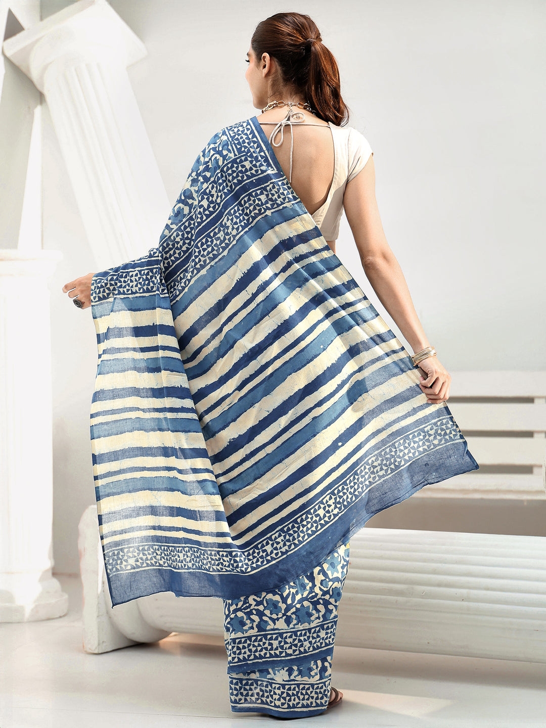  Blue Abstract Printed Cotton saree 