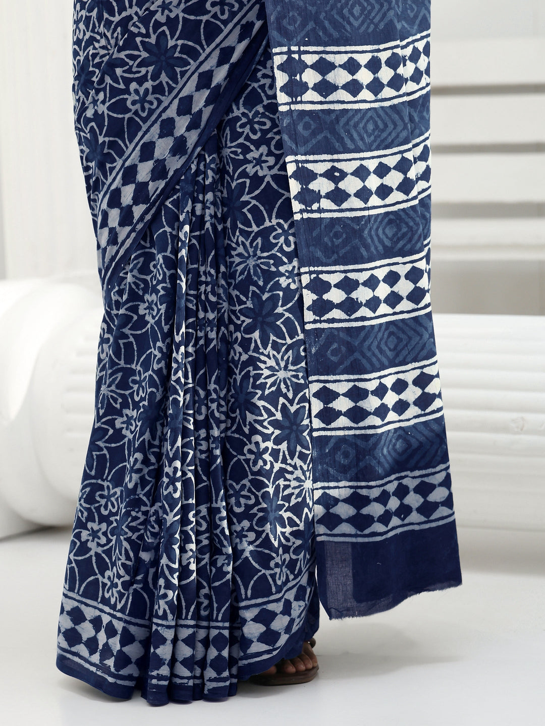  Blue Floral Printed Cotton Saree 