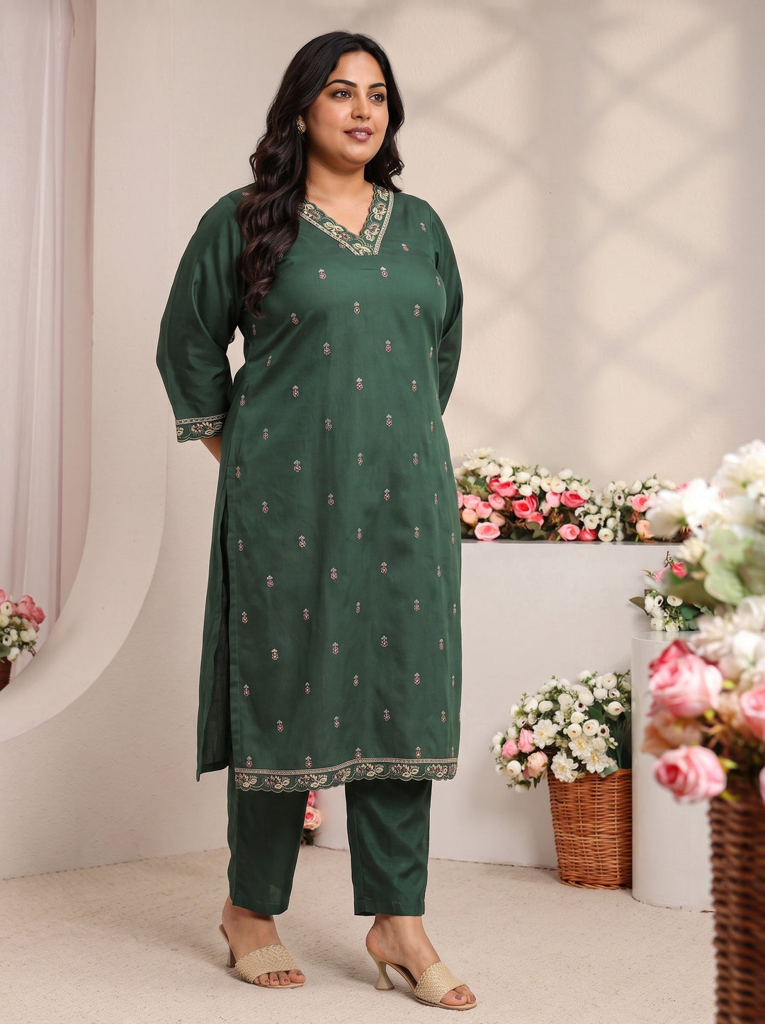  Plus Size Green Floral Embroidered Silk Blend Straight Kurta 