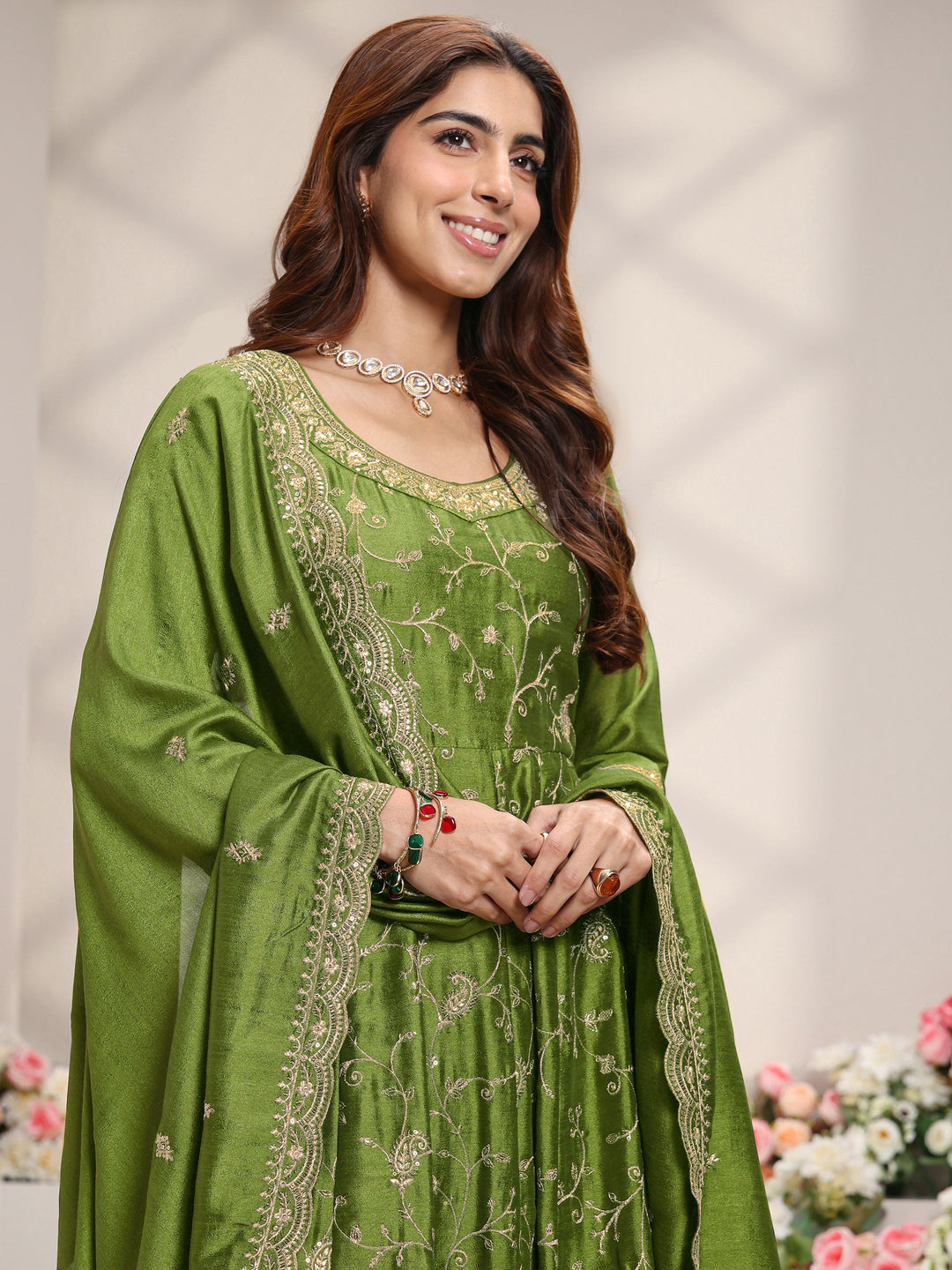  Green Floral Embroidered Silk Blend Anarkali Suit Set With Dupatta 