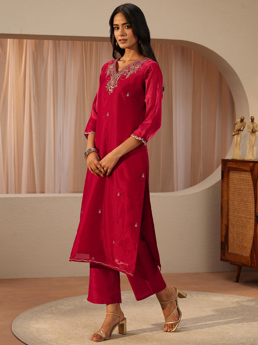  Red Floral Embroidered Tissue Straight Suit Set 