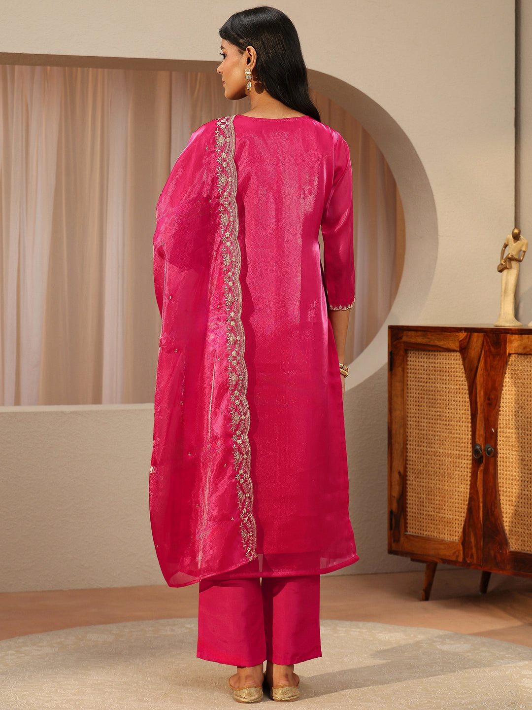  Pink Floral Embroidered Tissue Straight Suit Set 