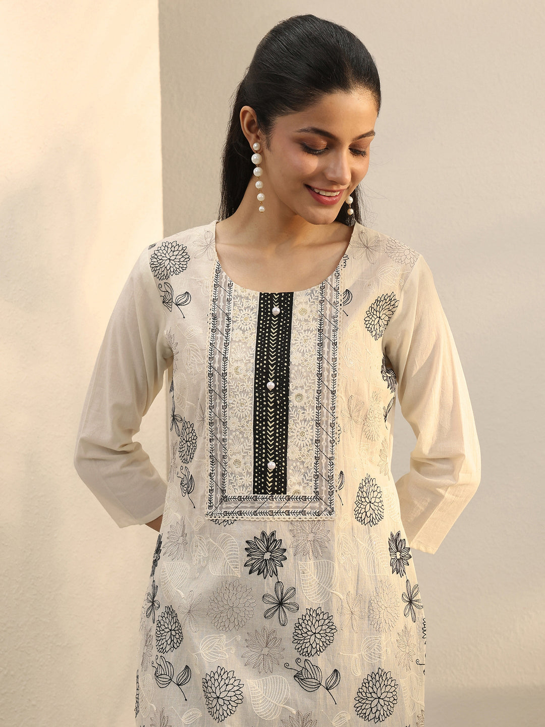  Off White Floral Embroidered Cotton Straight Suit Set 