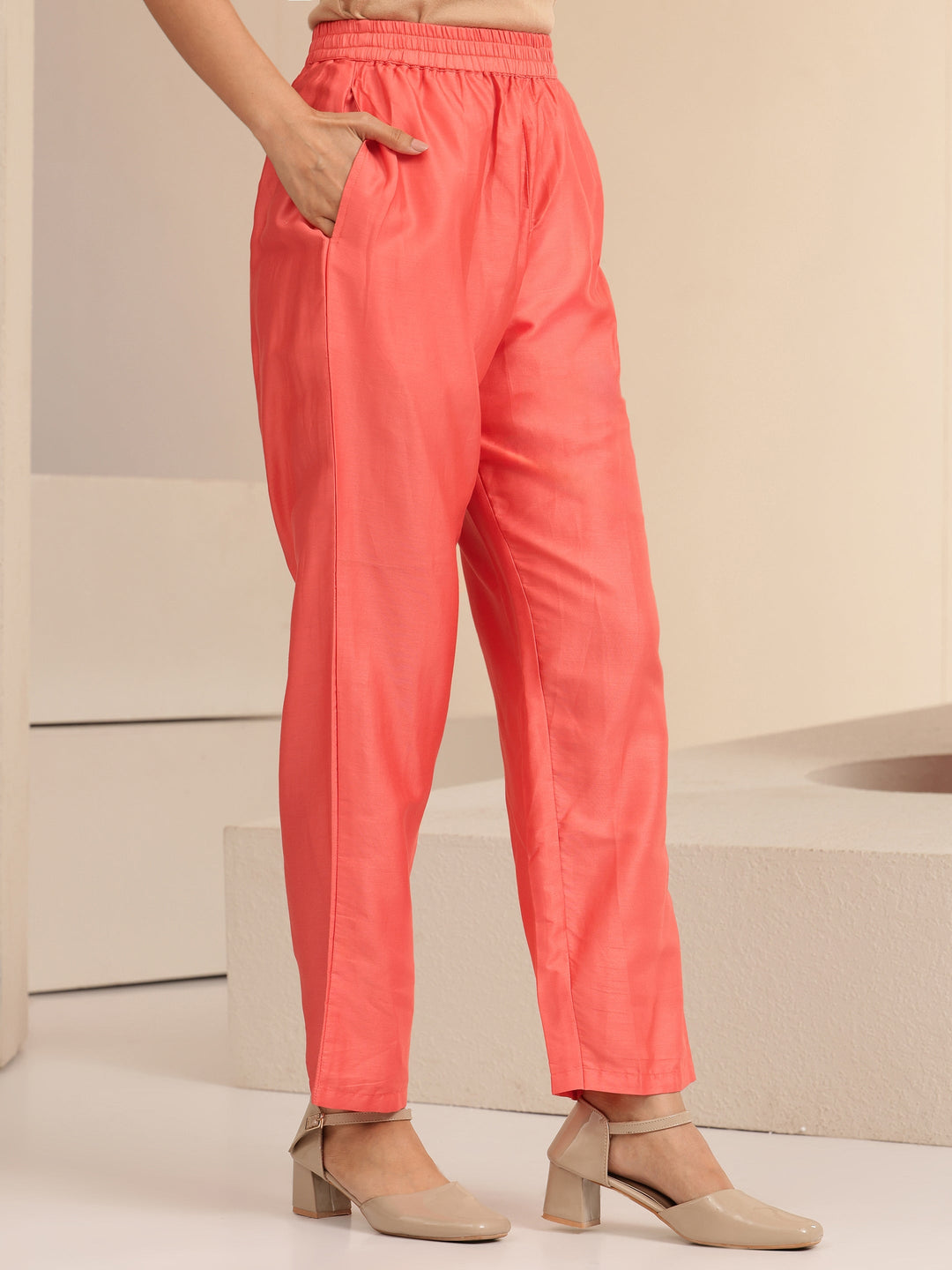  Pink Floral Printed Cotton Straight Suit Set 