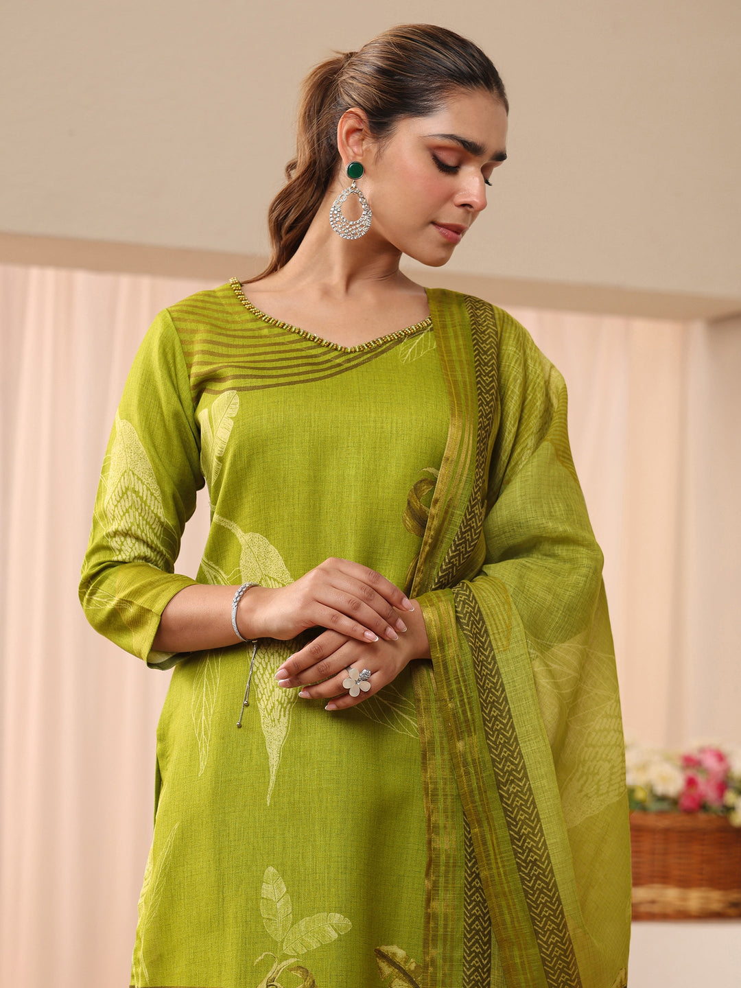  Green Floral Printed Linen Straight Suit Set 