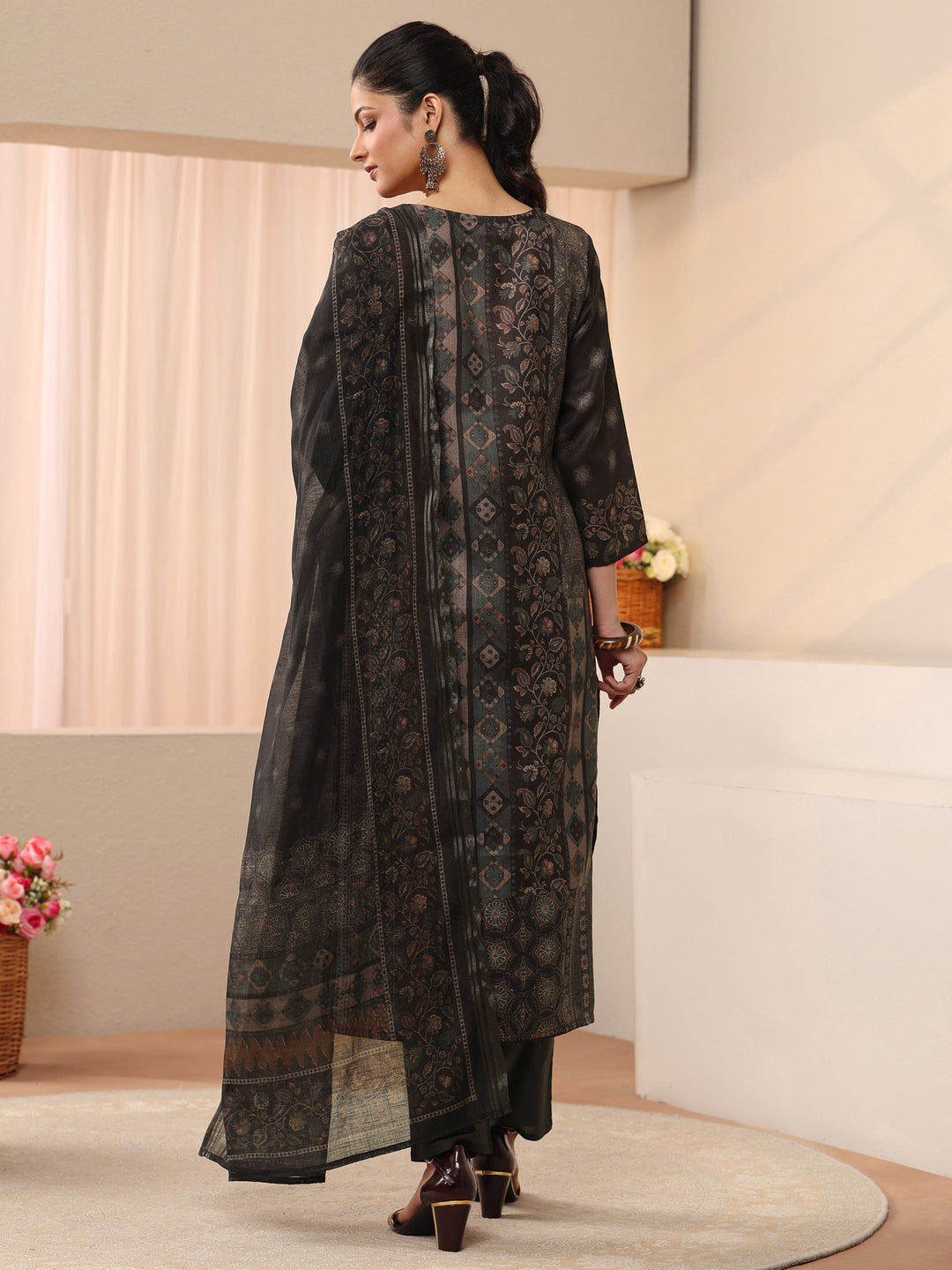  Black Ethnic Printed Linen Straight Suit Set 