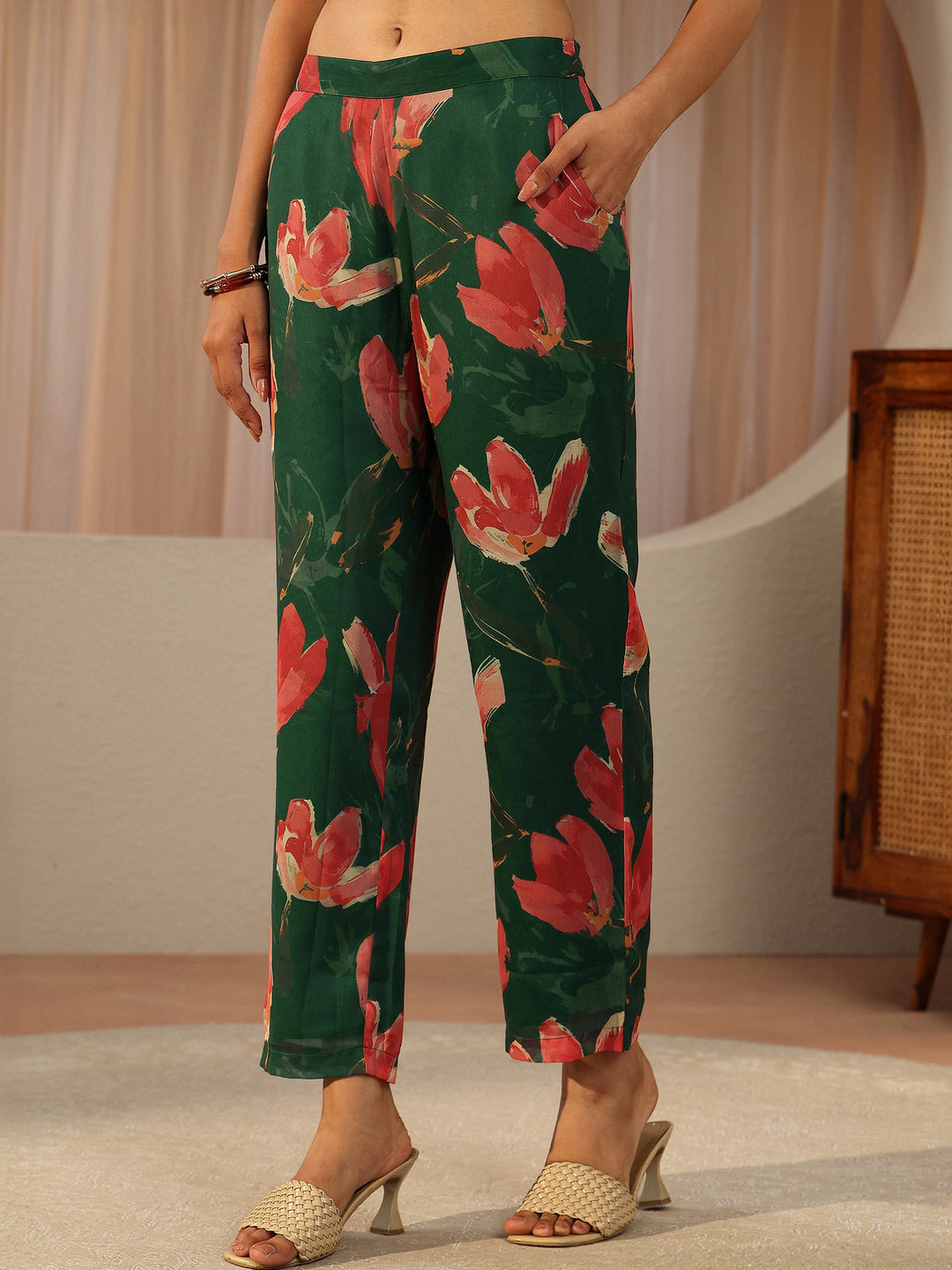  Green Floral Printed Chiffon A-Line Kurta Set 