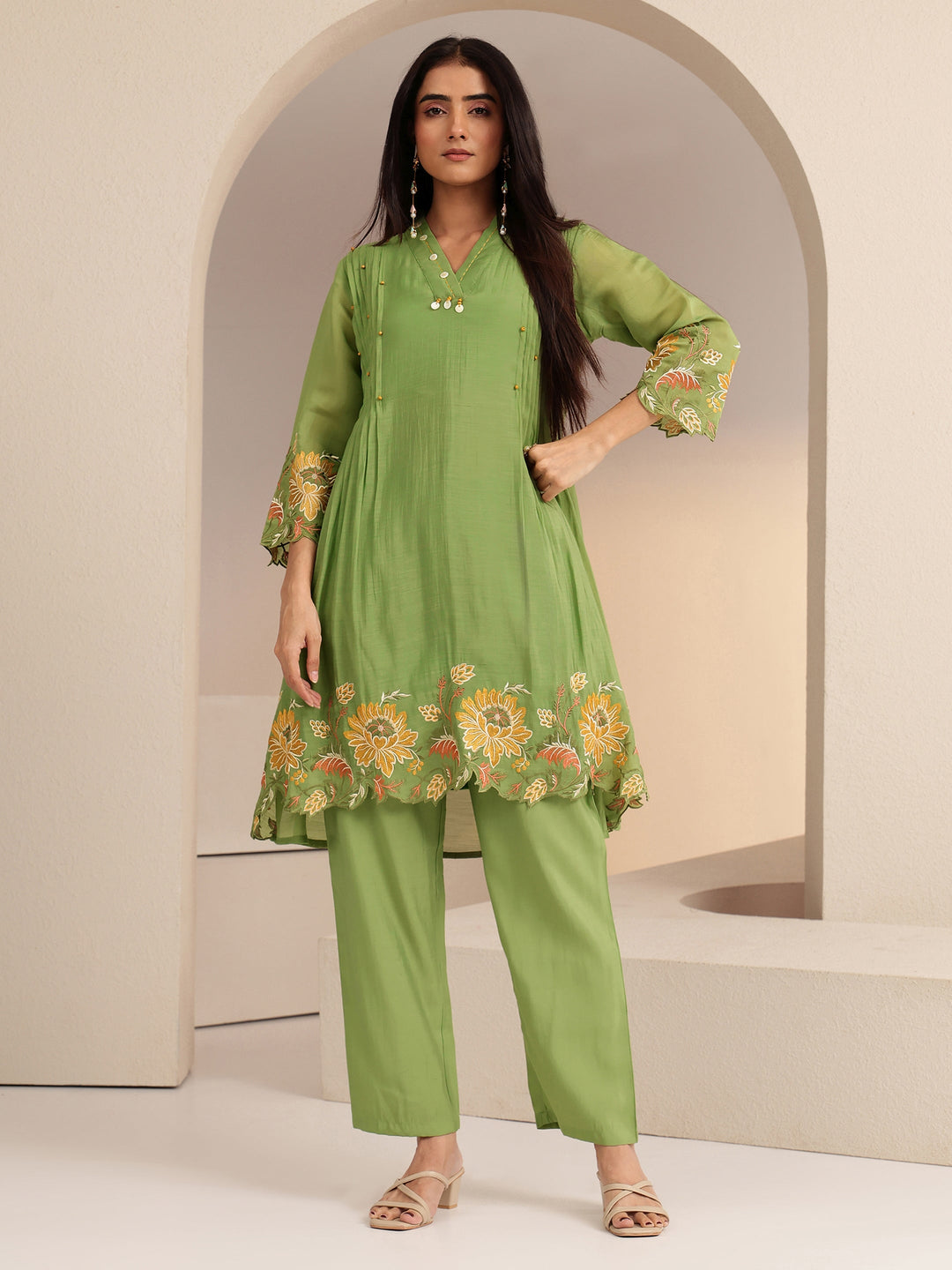  Green Floral Embroidered Chanderi Cotton Co-ord Set 