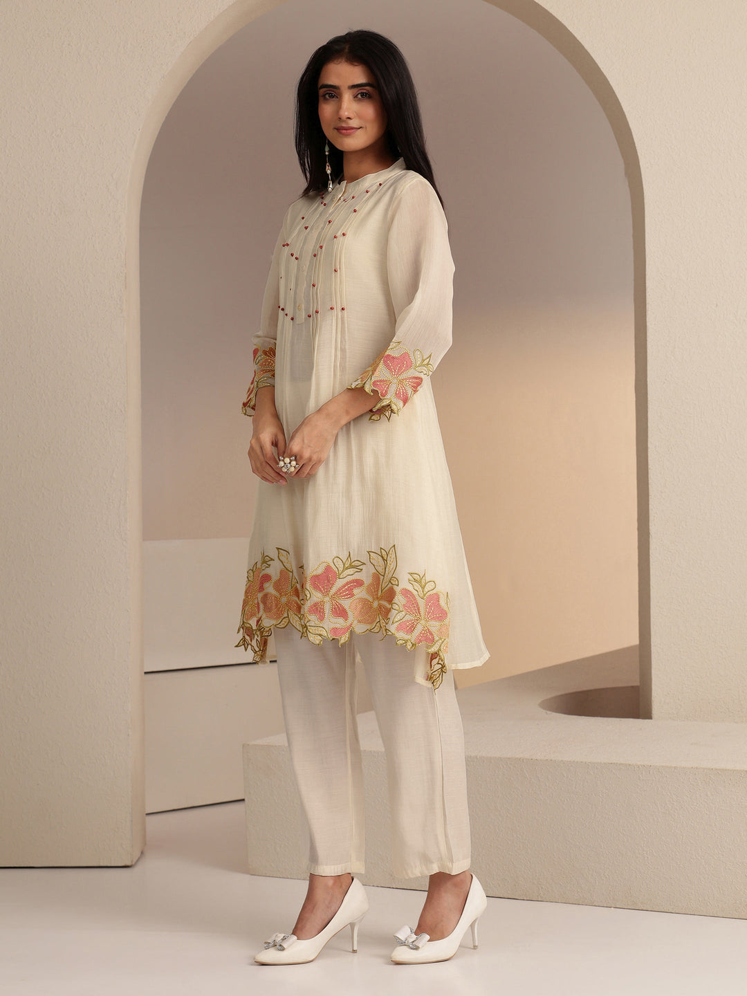  Ivory Floral Embroidered Chanderi Cotton Co-ord Set 