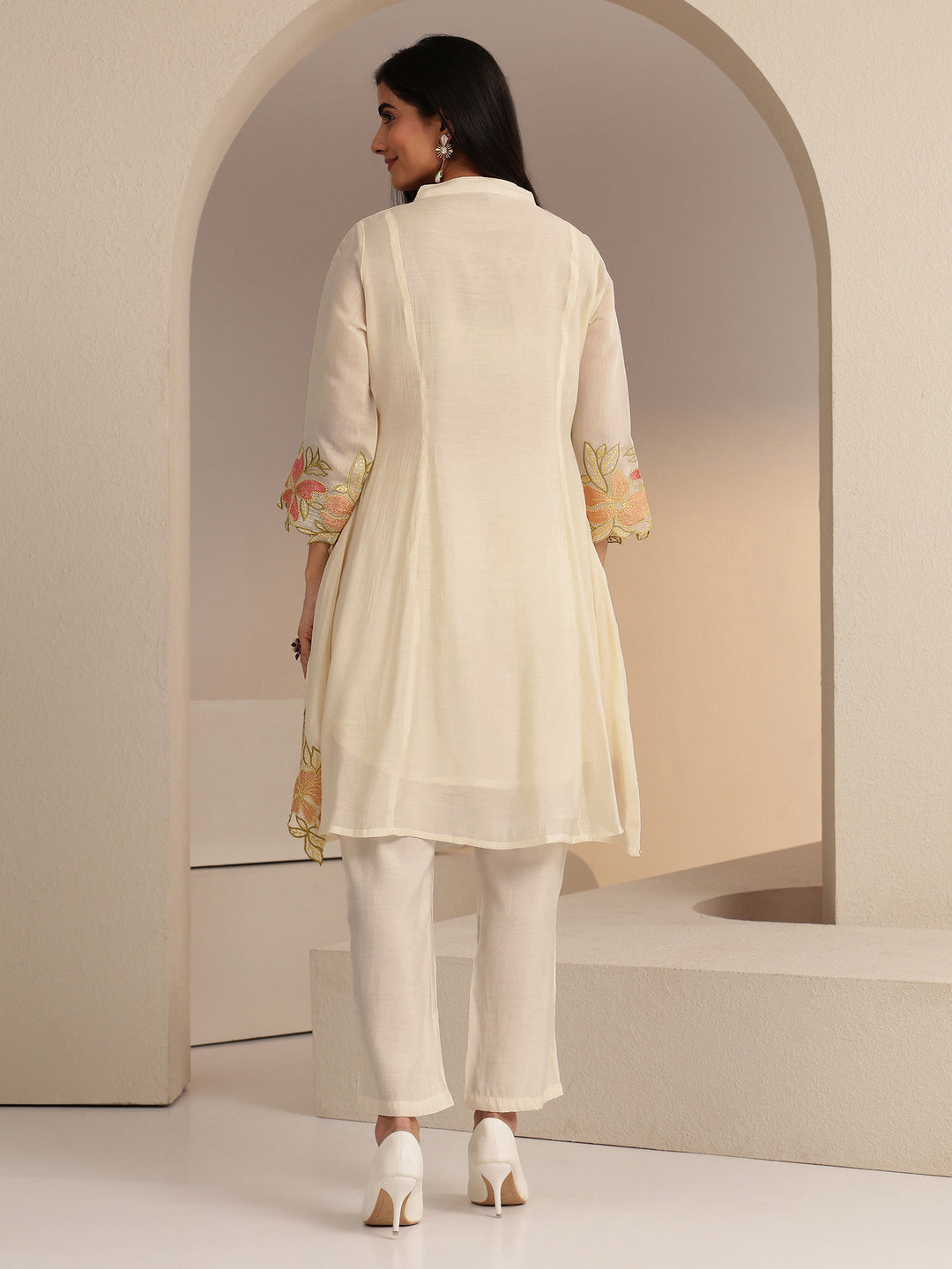  Ivory Floral Embroidered Chanderi Cotton Co-ord Set 