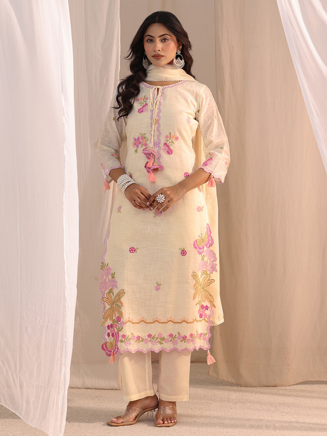  Off White Floral Embroidered Cotton Blend Straight Suit Set 