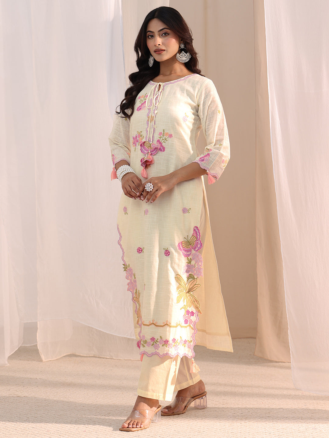  Off White Floral Embroidered Cotton Blend Straight Suit Set 