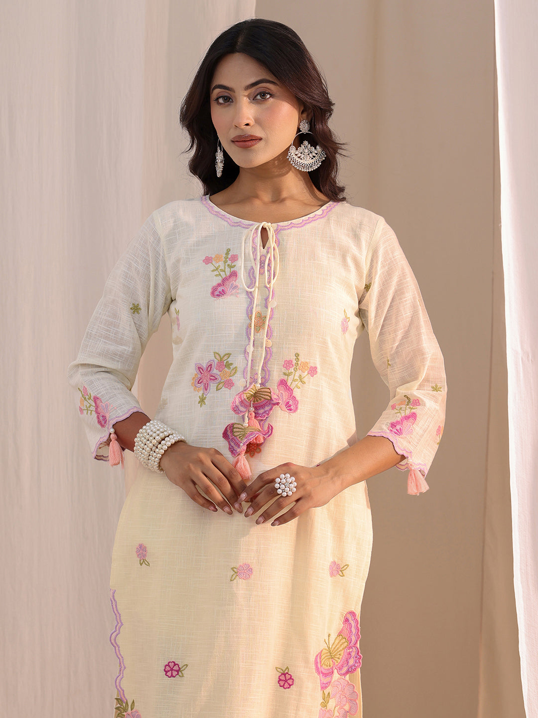  Off White Floral Embroidered Cotton Blend Straight Suit Set 