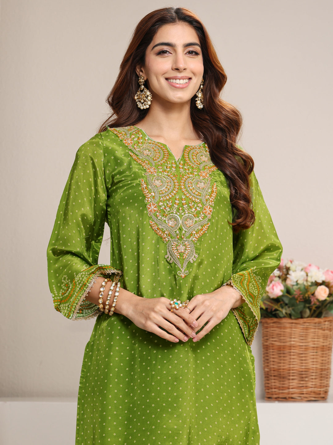  Green Bandhani Printed Crepe Straight Suit Set With Dupatta 