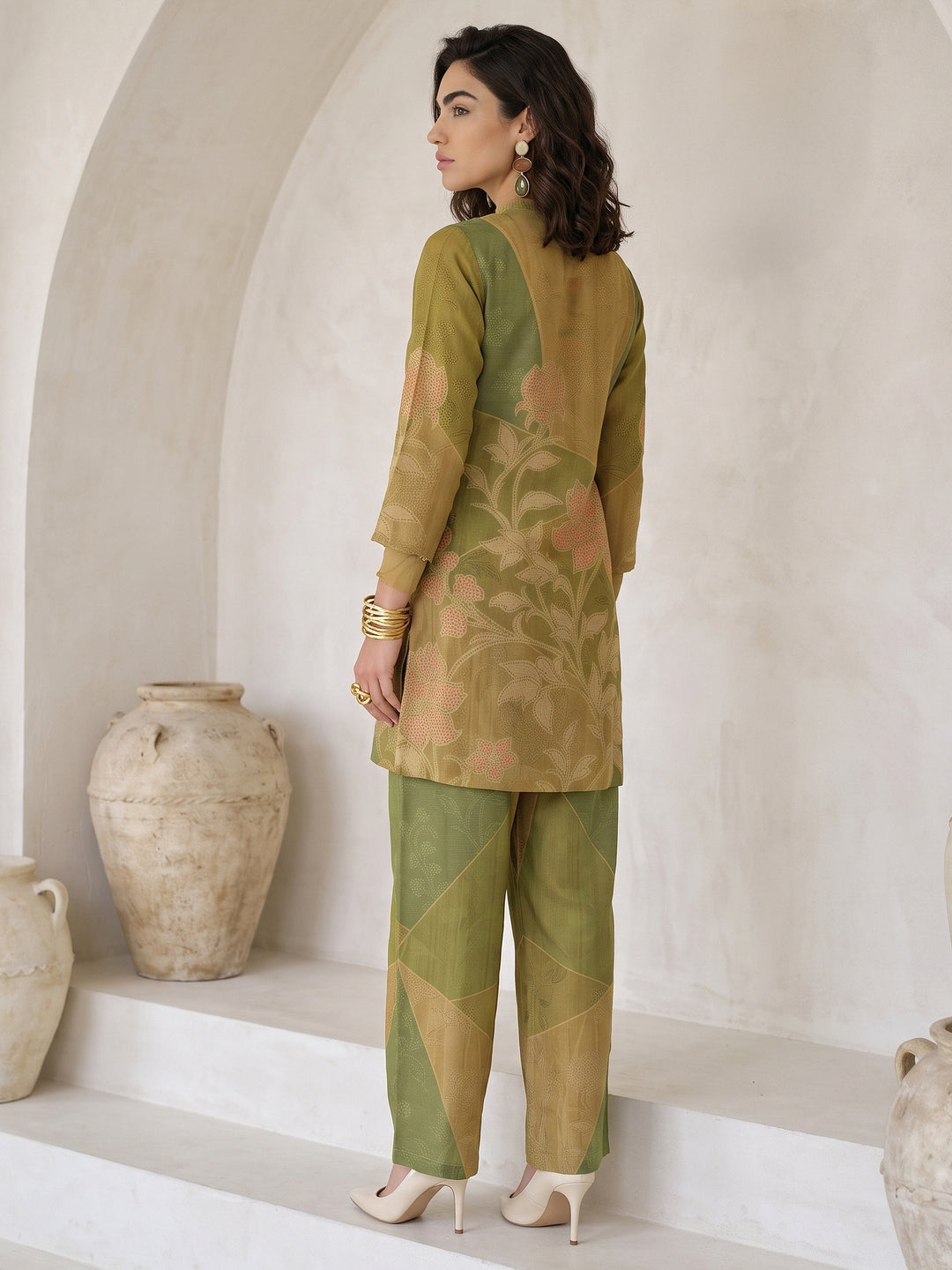  Libas Green Floral Printed Muslin Straight Kurta Set 