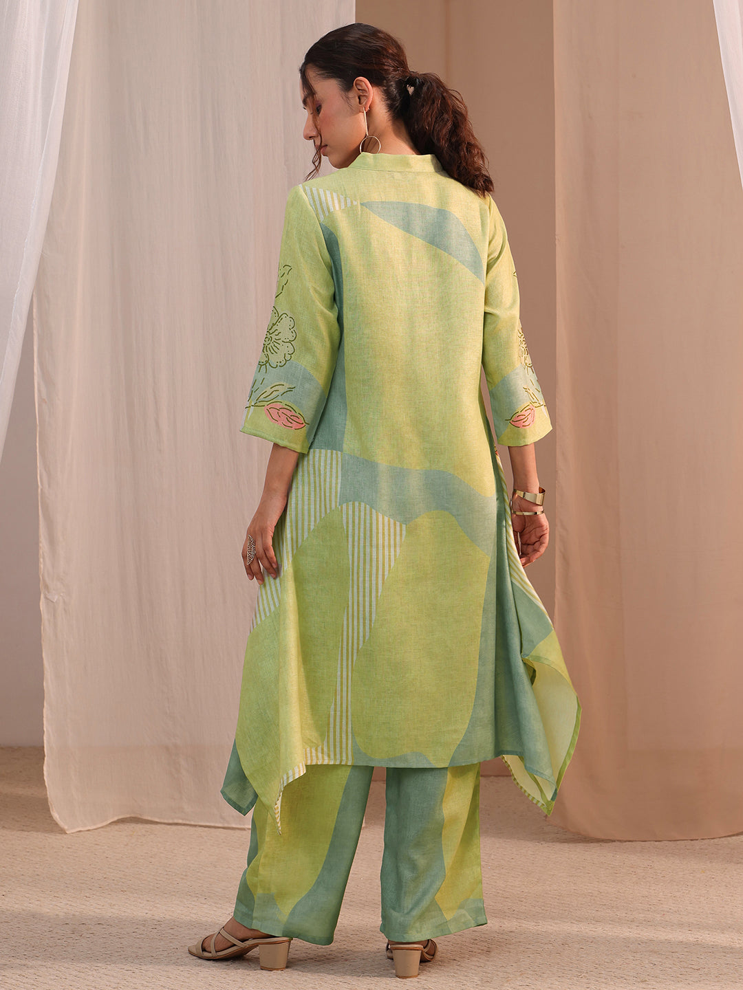  Green Floral Printed Linen A-Line Kurta Set 