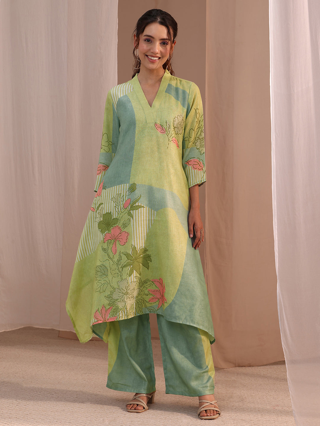  Green Floral Printed Linen A-Line Kurta Set 