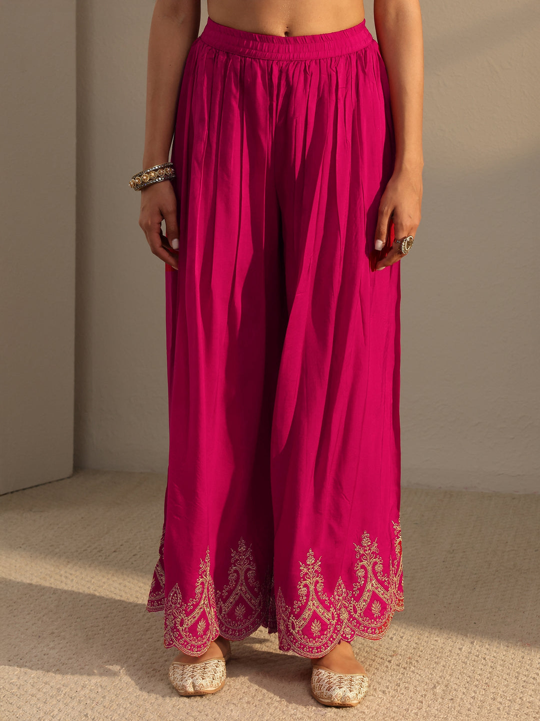  Pink Embroidered Silk Blend Straight Suit Set With Dupatta 