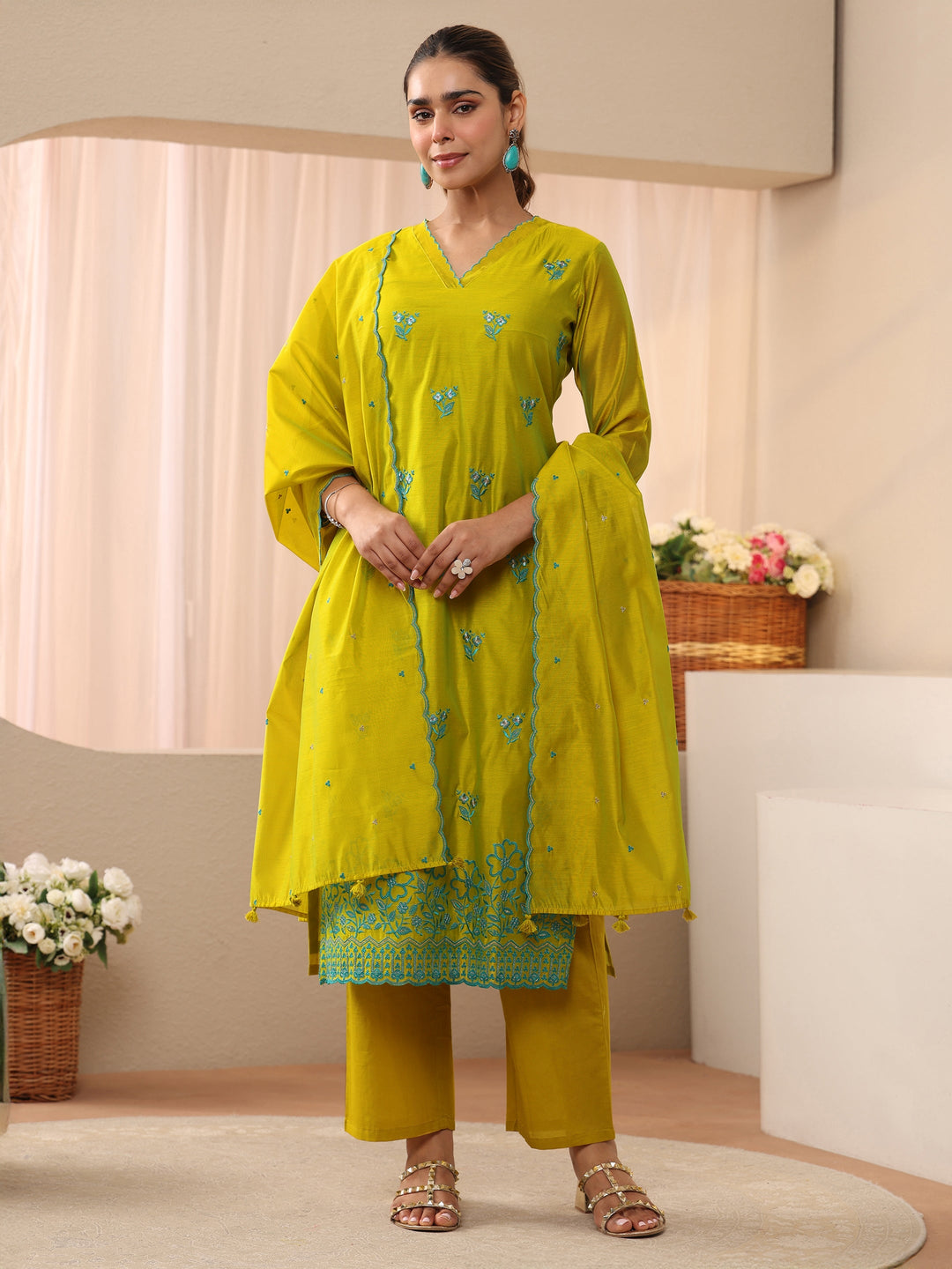  Green Floral Embroidered Chanderi Silk Straight Suit Set 