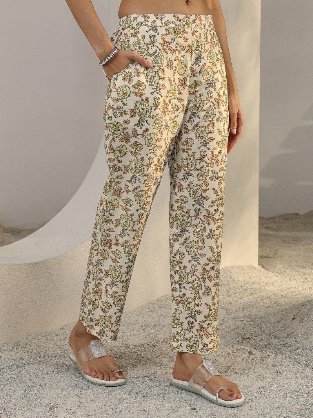  Off White Floral Printed Cotton Blend Straight Suit Set With Dupatta 