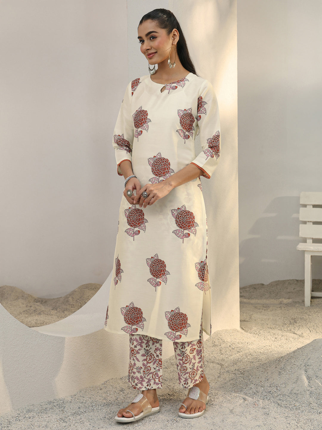  Off White Floral Printed Cotton Blend Straight Suit Set With Dupatta 
