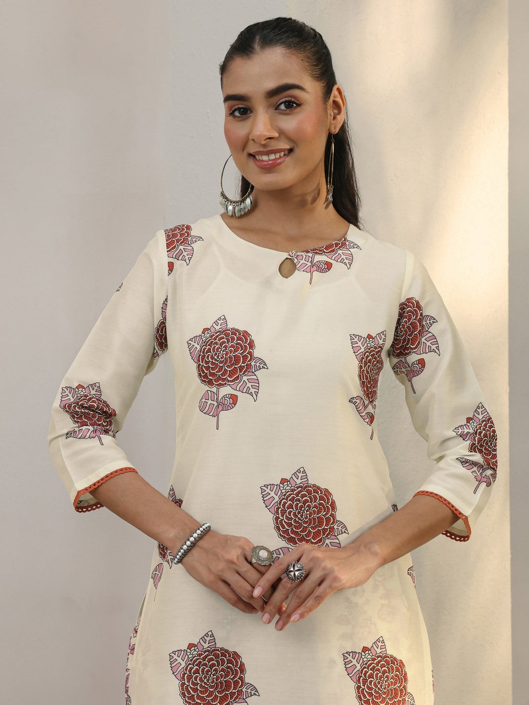  Off White Floral Printed Cotton Blend Straight Suit Set With Dupatta 