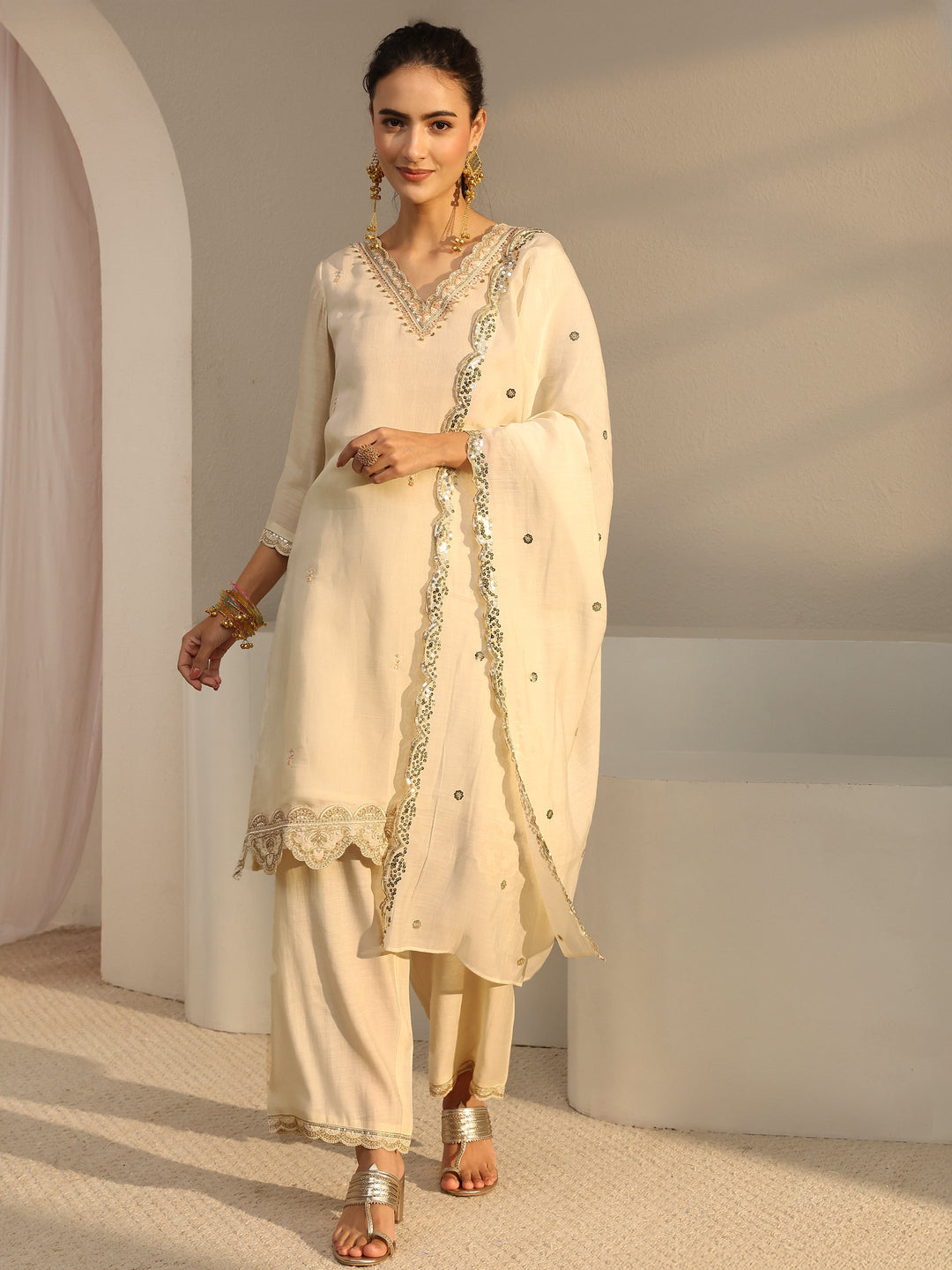  Off White Embellished Chanderi Silk Straight Suit Set With Dupatta 