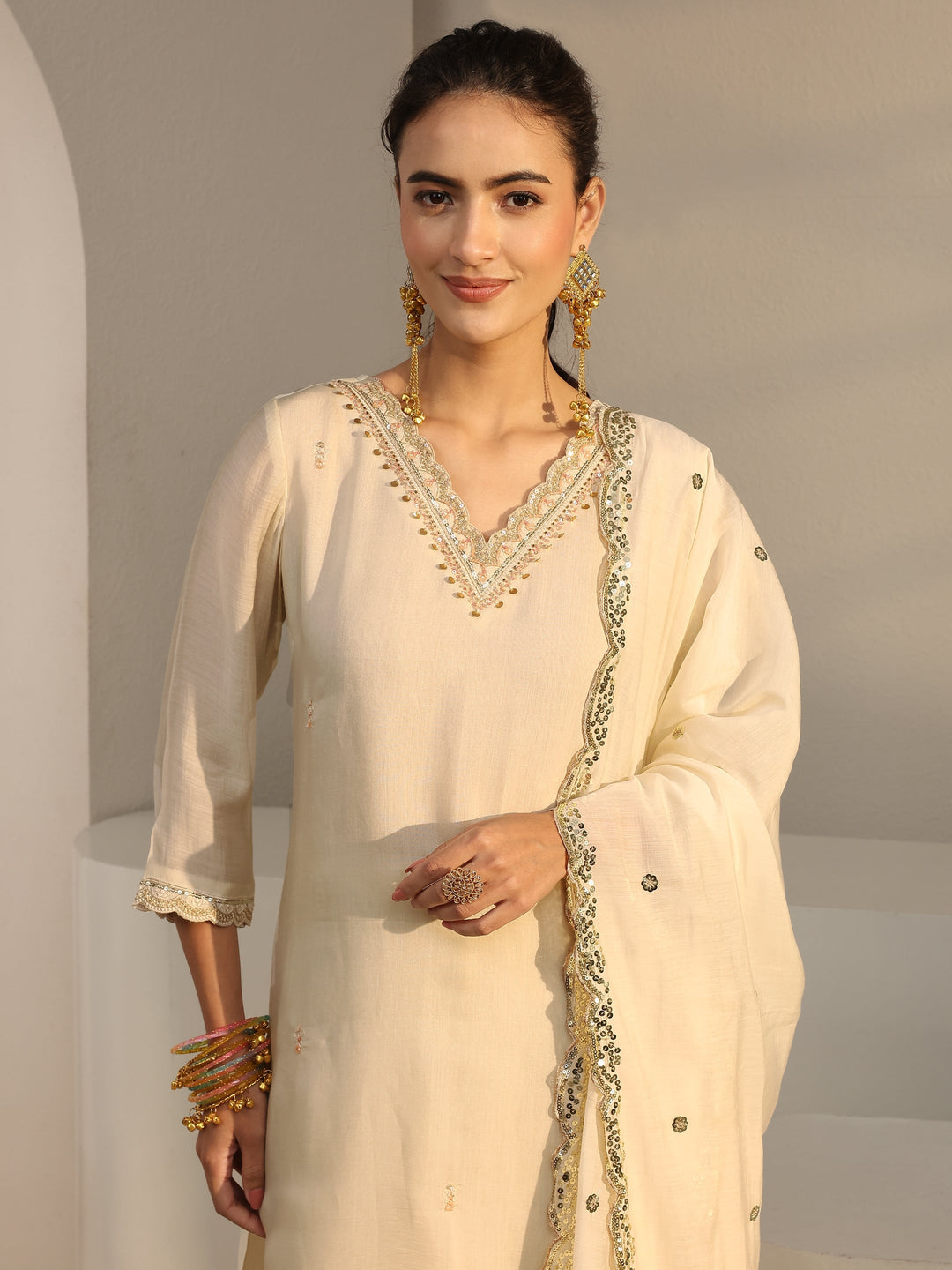  Off White Embellished Chanderi Silk Straight Suit Set With Dupatta 