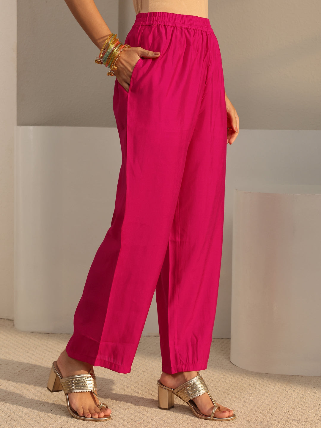  Pink Embroidered Chanderi Silk Straight Suit Set With Dupatta 