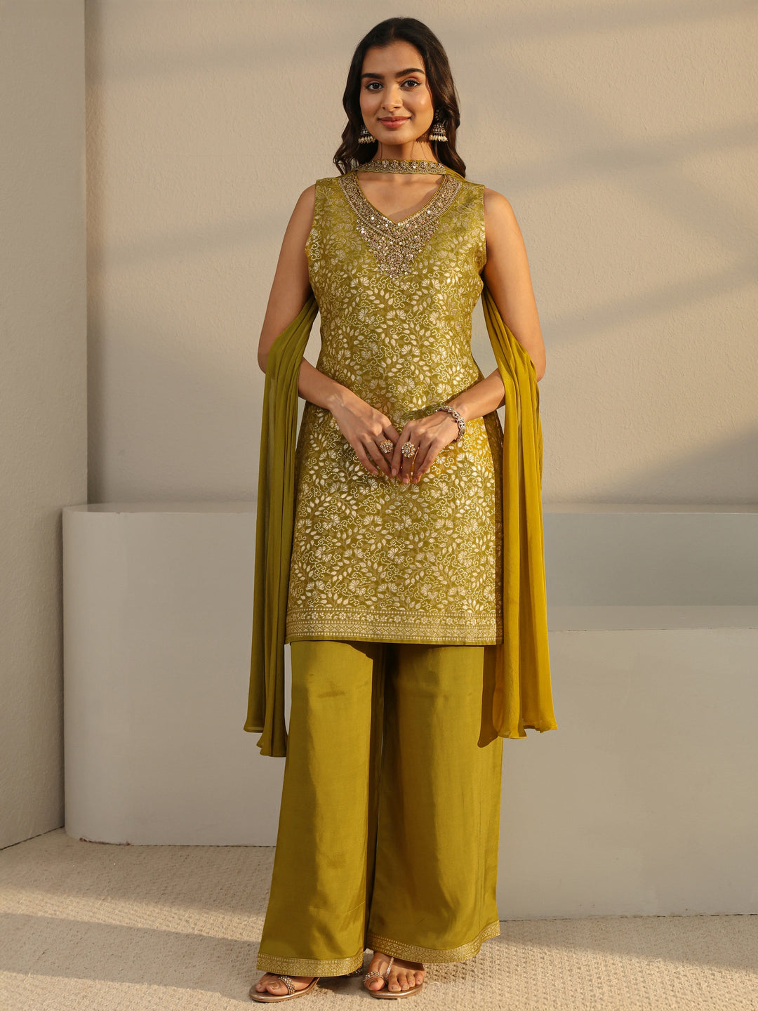  Green Floral Woven Design Silk Blend Straight Suit Set With Dupatta 
