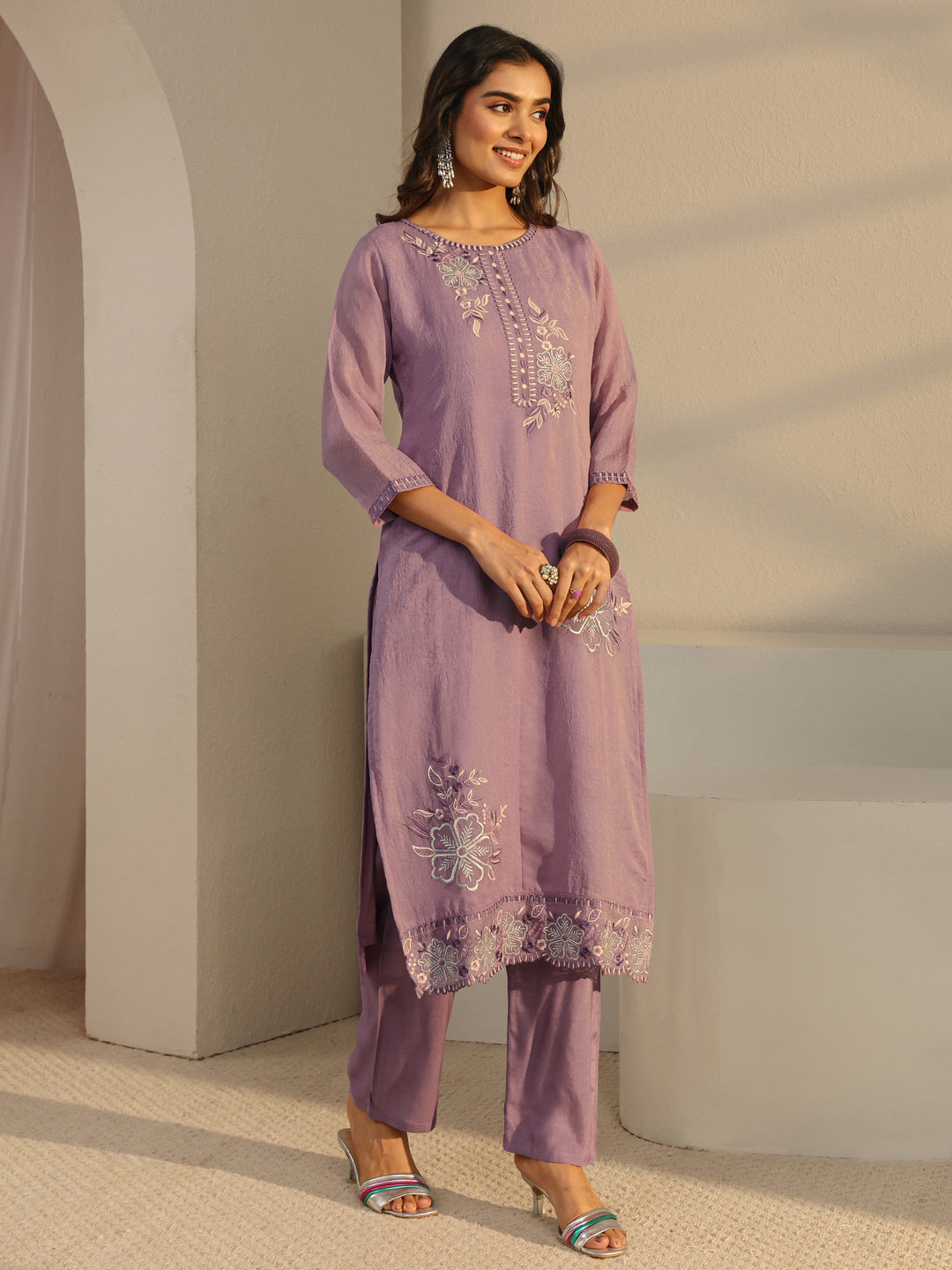  Lavender Floral Embroidered Organza Straight Suit Set With Dupatta 